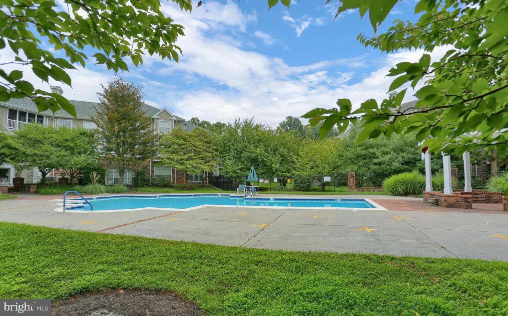 ENGLISH COUNTRY MANOR - Residential