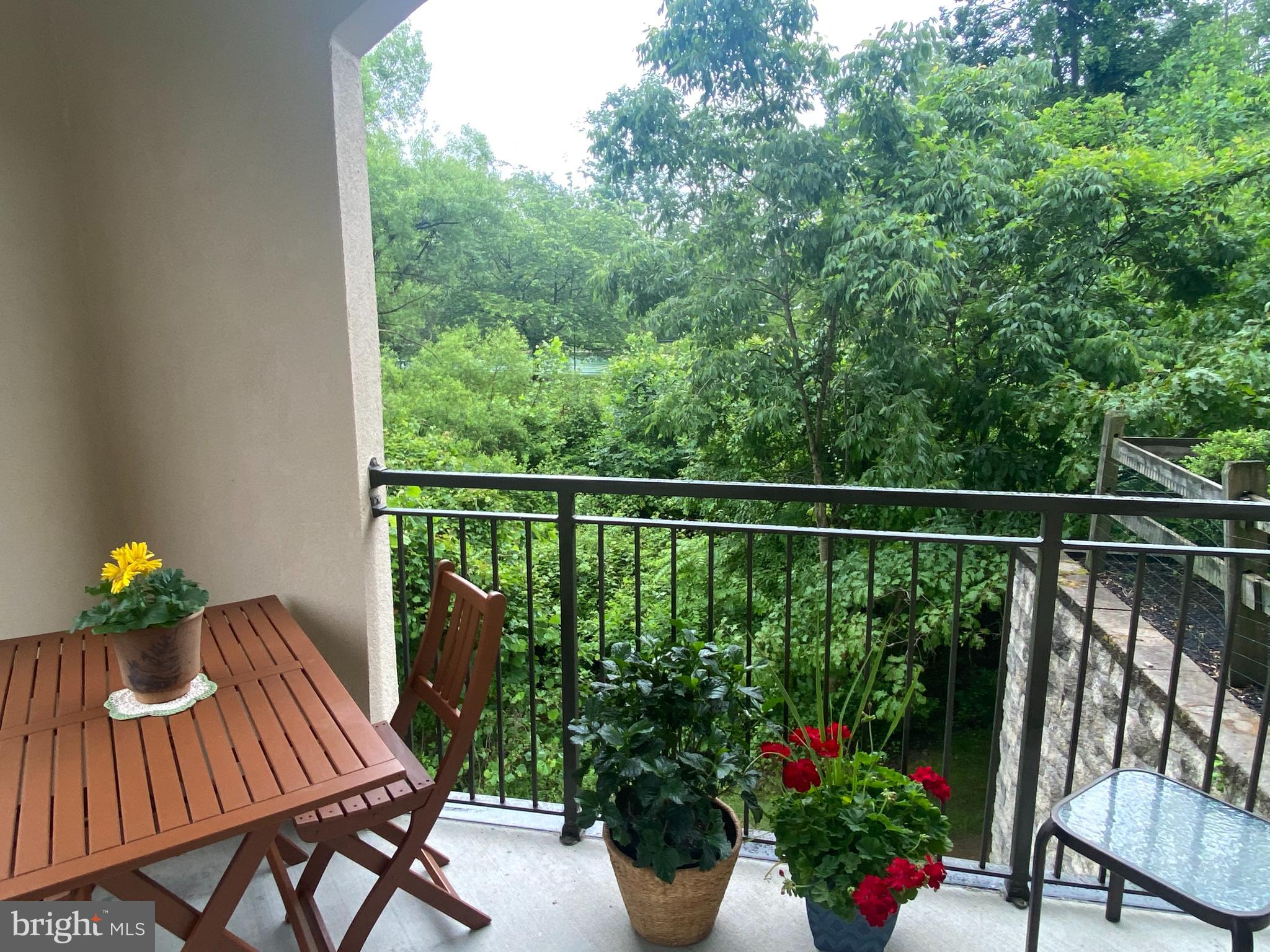 TERRAZZA NEWTOWN SQR - Residential