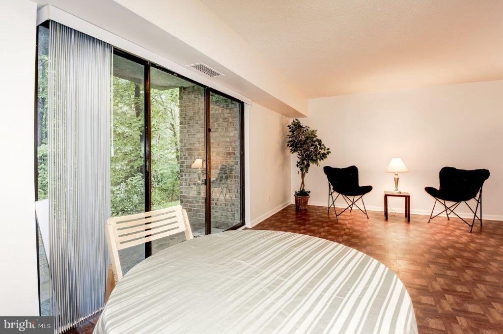 SHADOWOOD - Residential