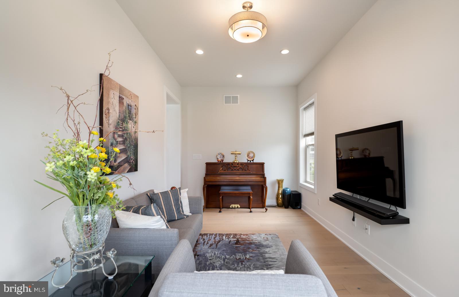 KIMBERTON GLEN - Residential