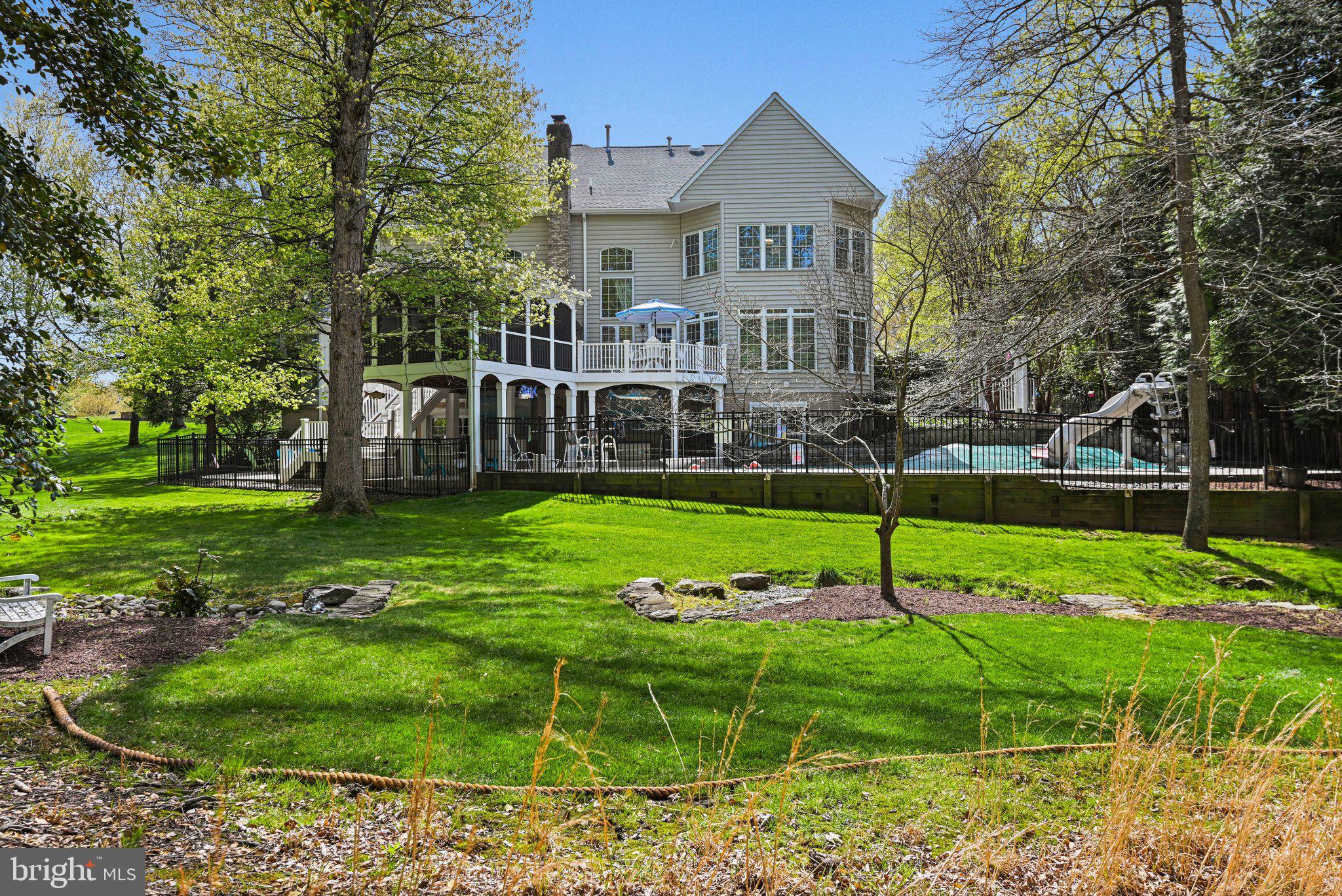 OAK HILL ESTATES - Residential