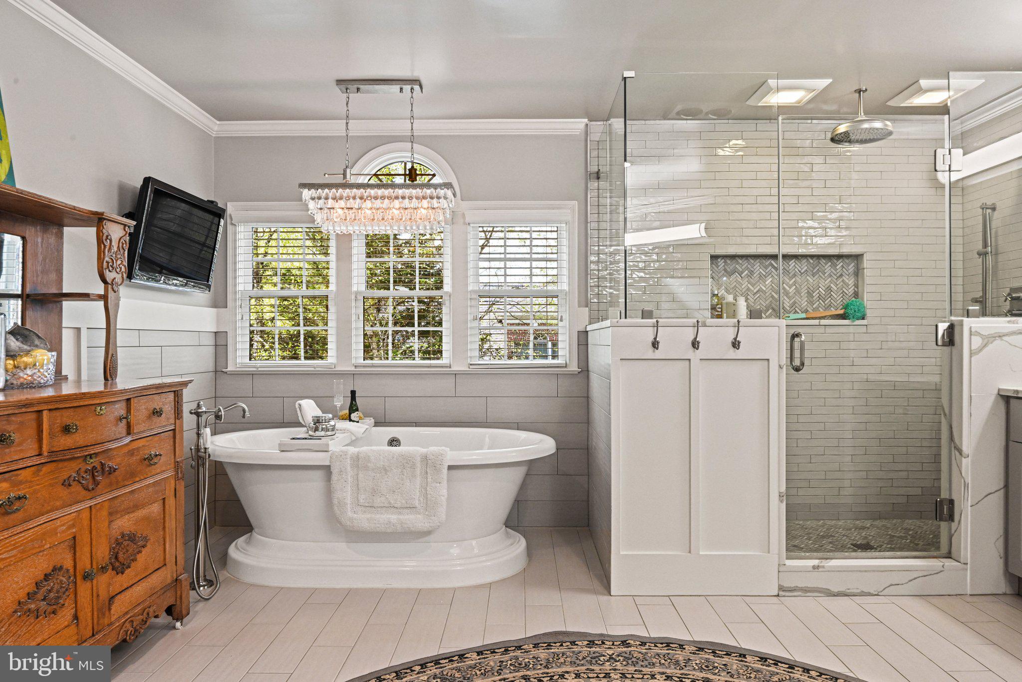 OAK HILL ESTATES - Residential