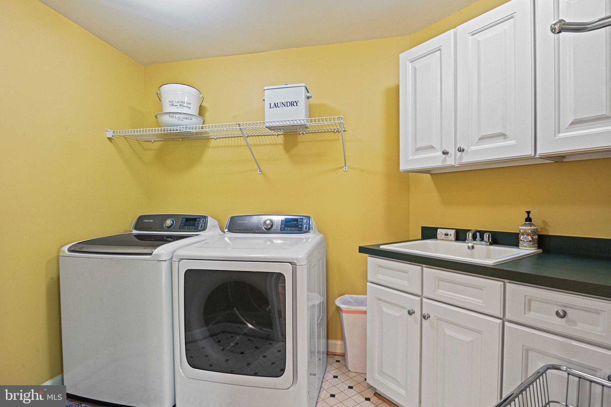 OAK HILL ESTATES - Residential