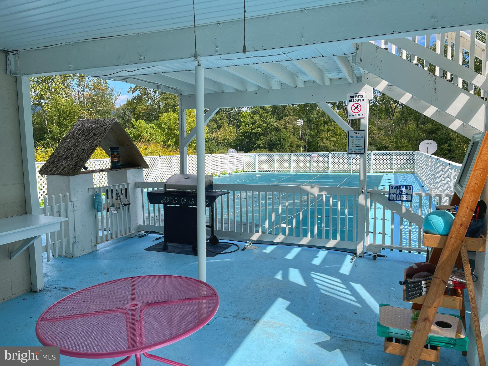 PAGE VALLEY RD - Residential