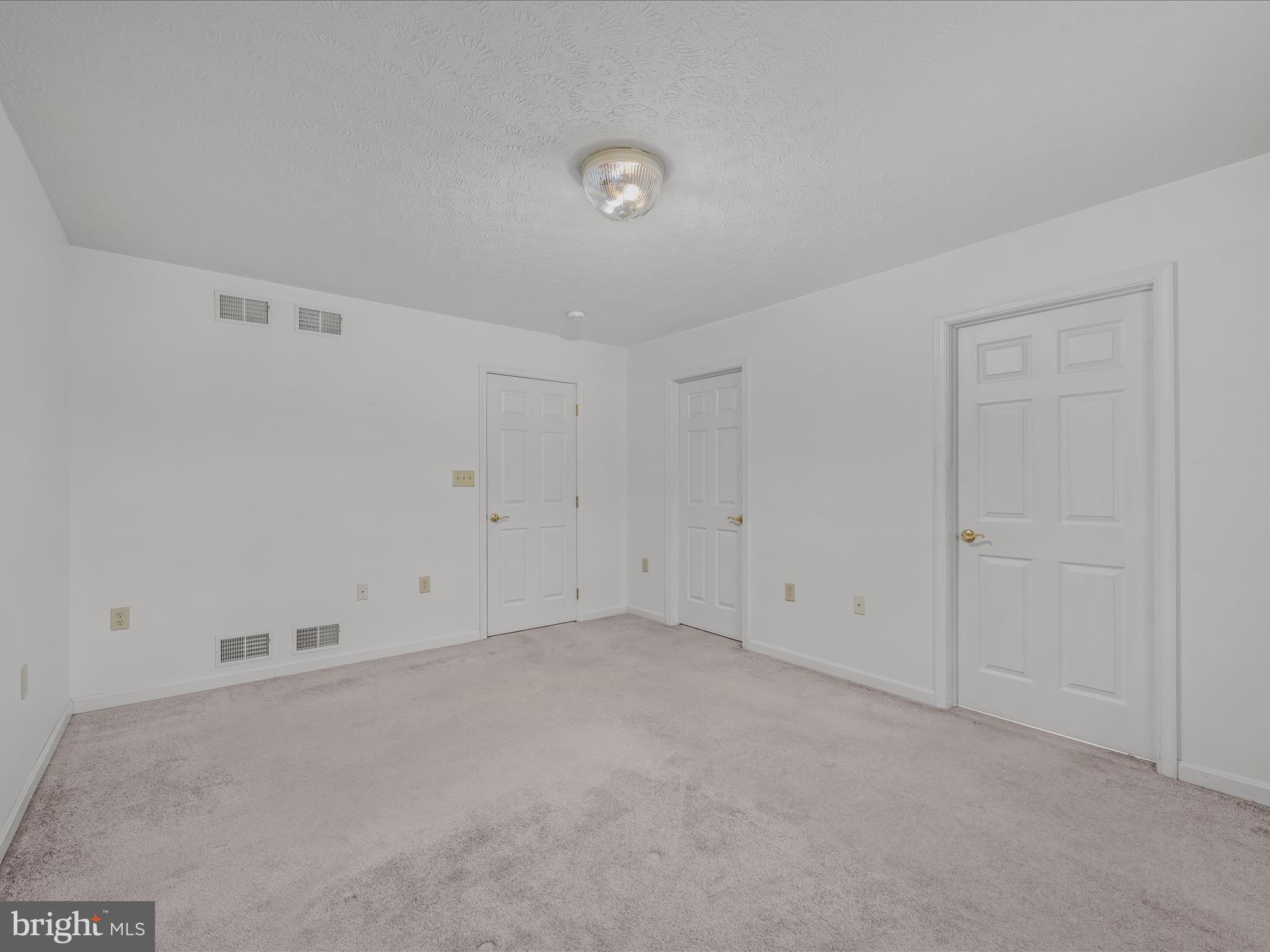 BERKELEY GARDENS - Residential Lease