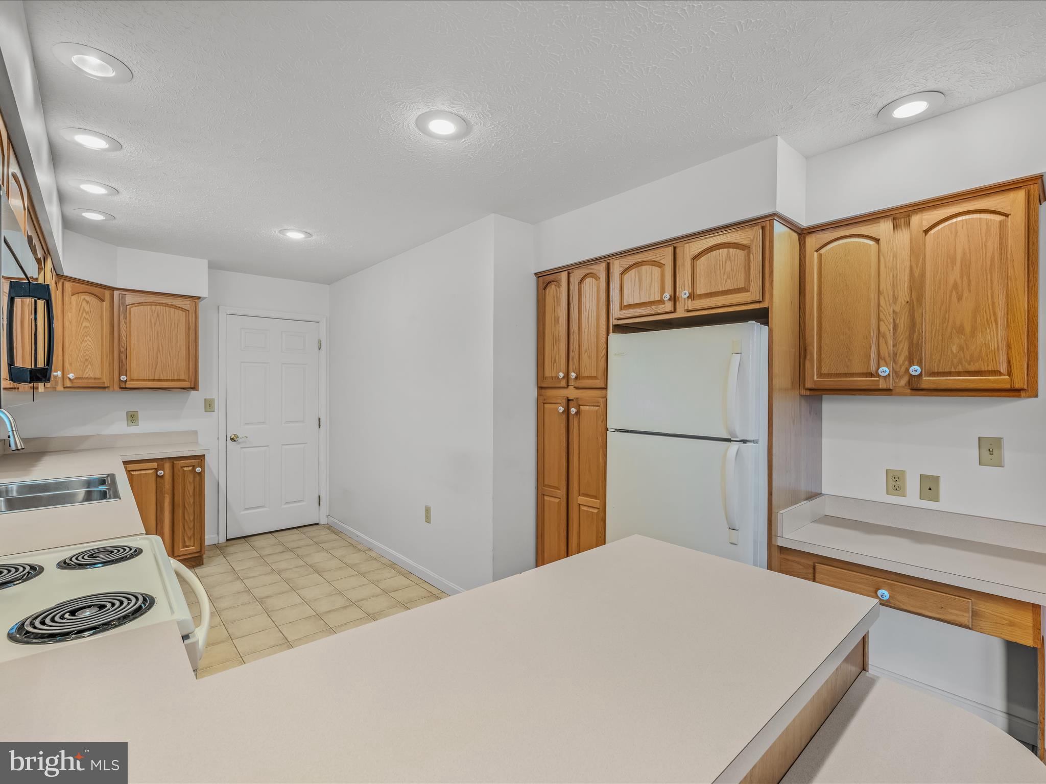 BERKELEY GARDENS - Residential Lease