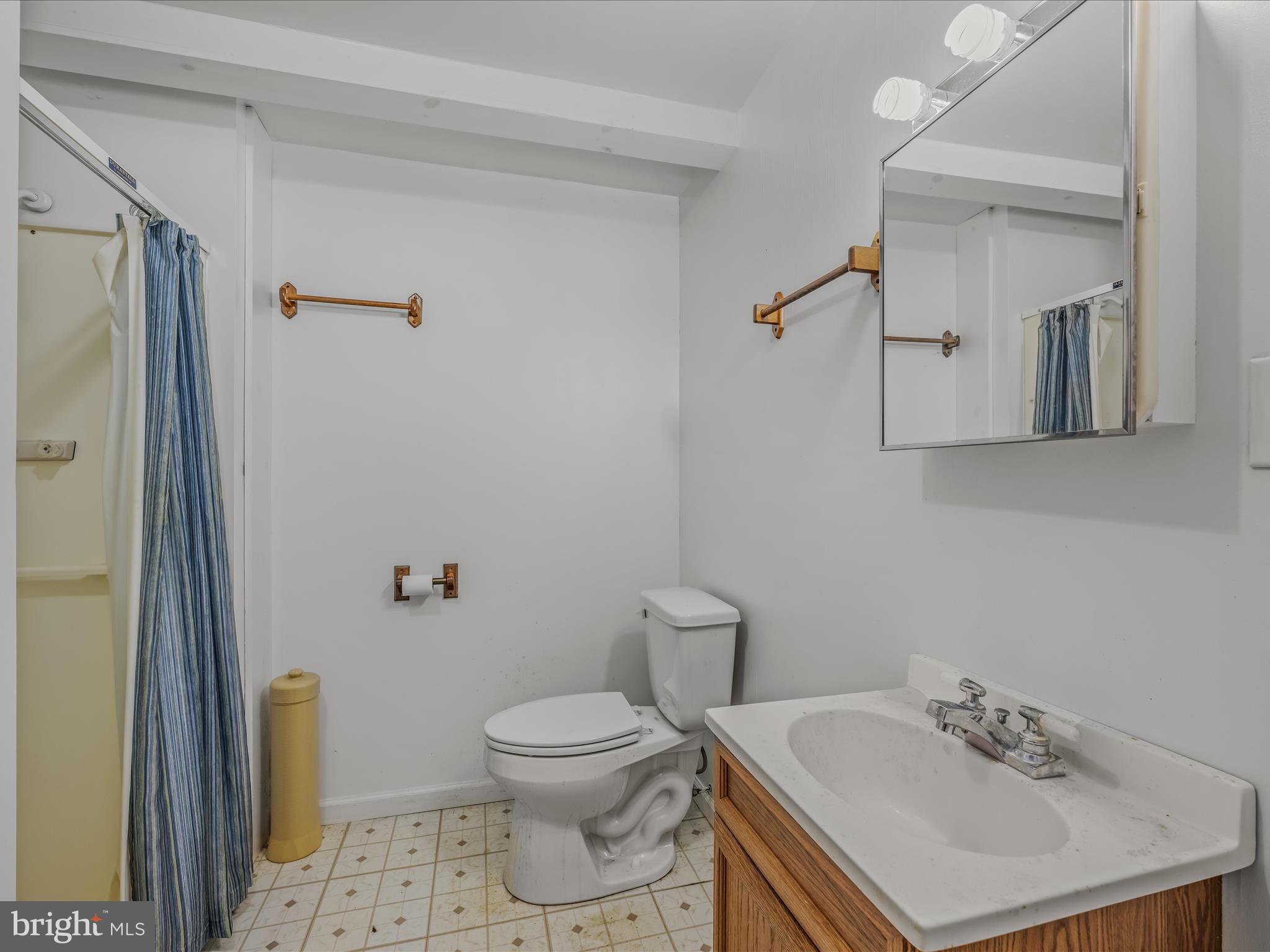 BERKELEY GARDENS - Residential Lease