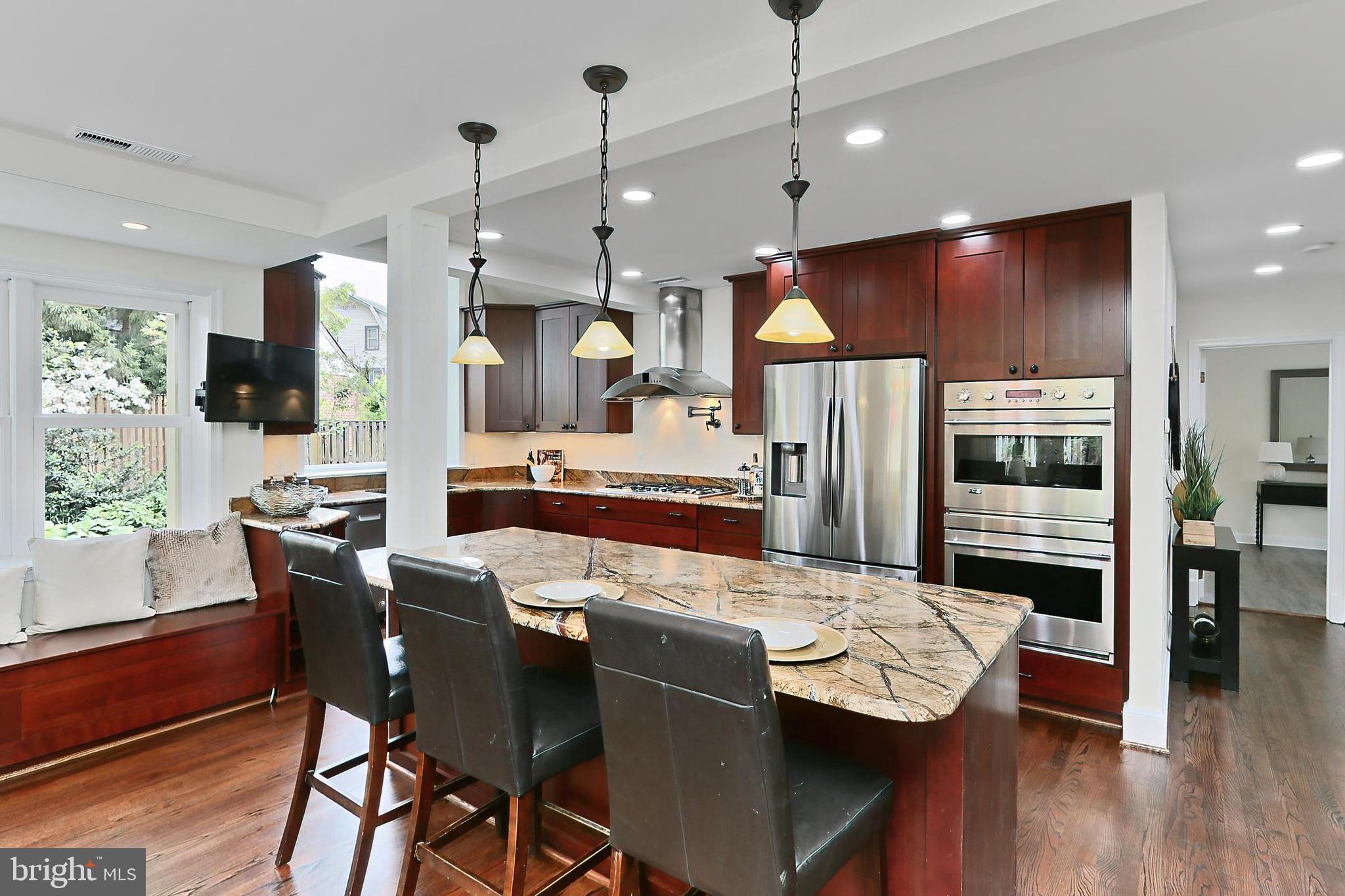 ASHTON HEIGHTS - Residential