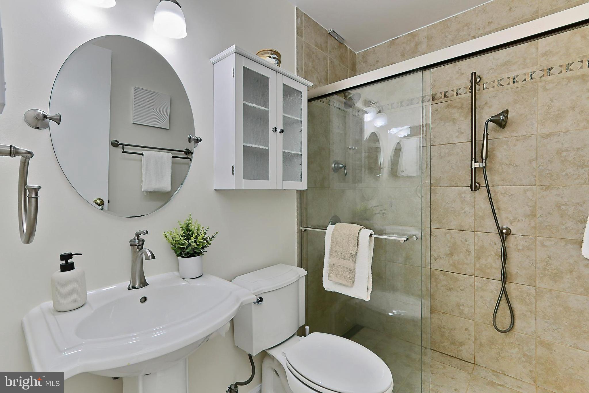 ASHTON HEIGHTS - Residential