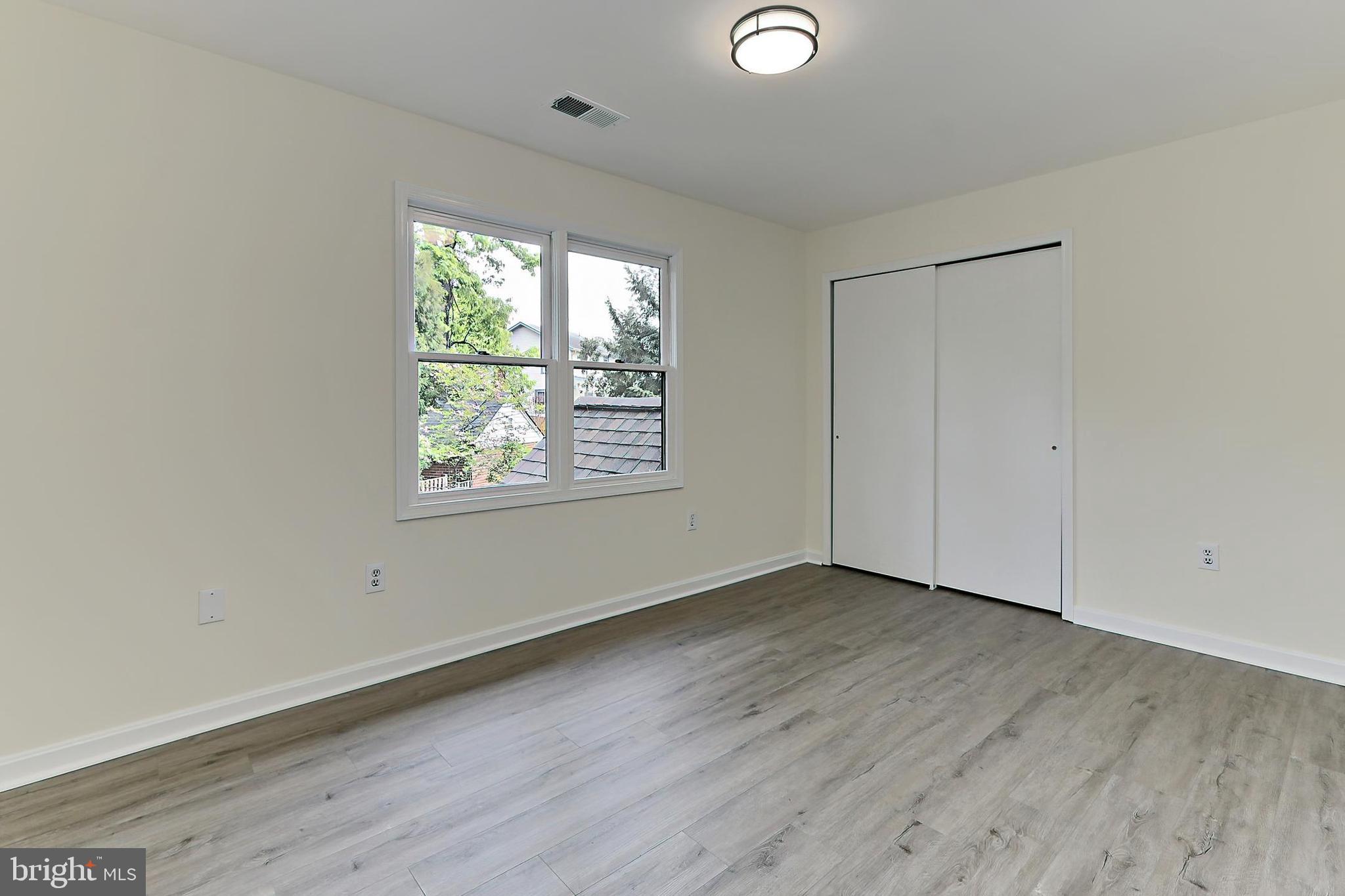 ASHTON HEIGHTS - Residential