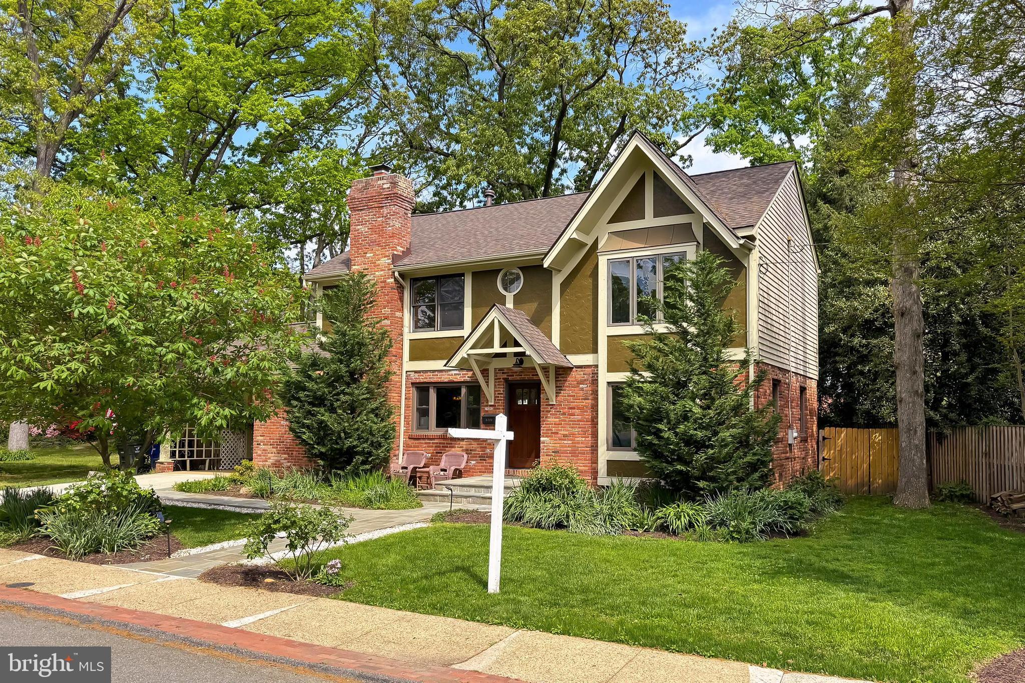 ASHTON HEIGHTS - Residential