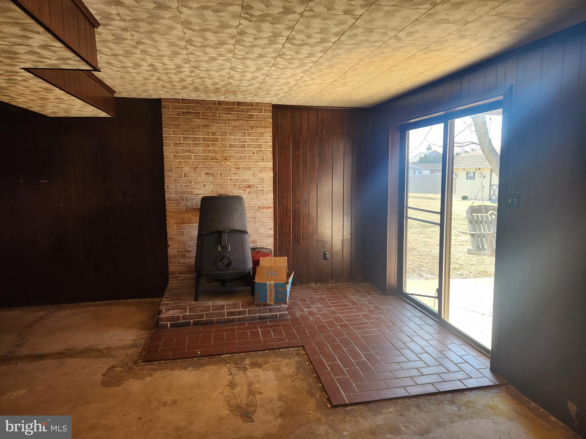 810 OAK LANE