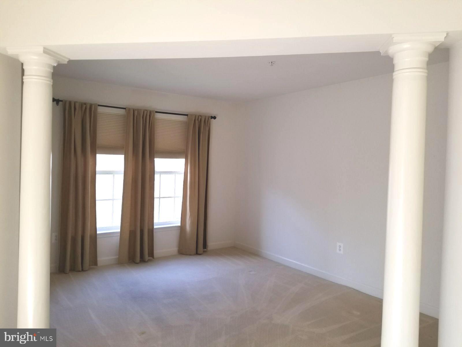 CROSS CREEK CLUB - Residential Lease