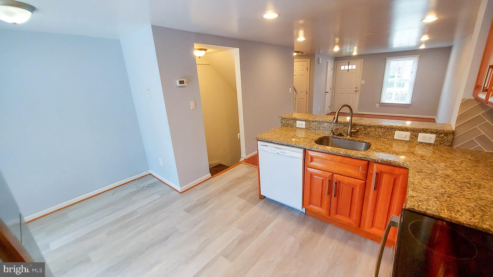 SUFFOLK PLACE - Residential Lease