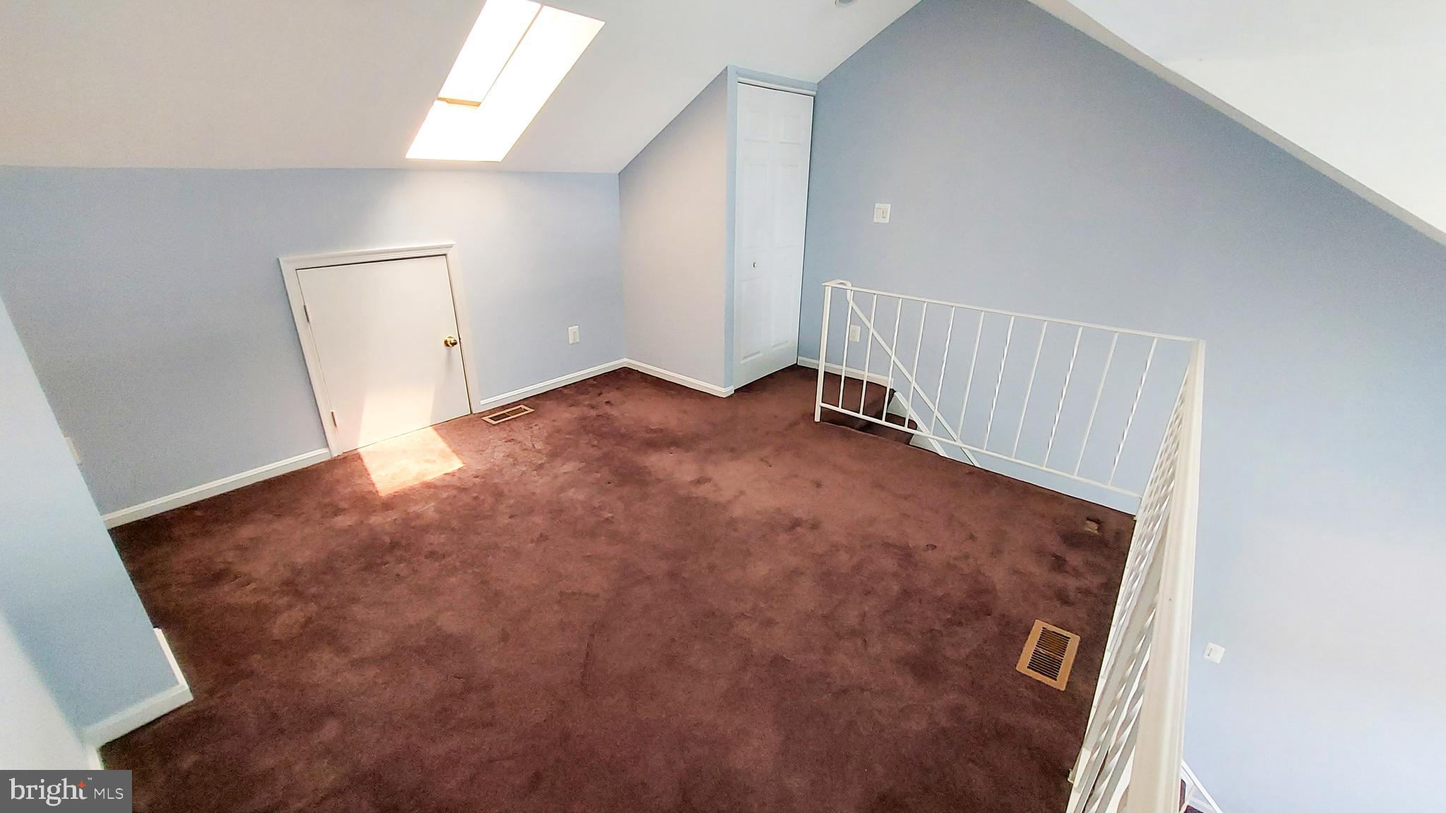 SUFFOLK PLACE - Residential Lease