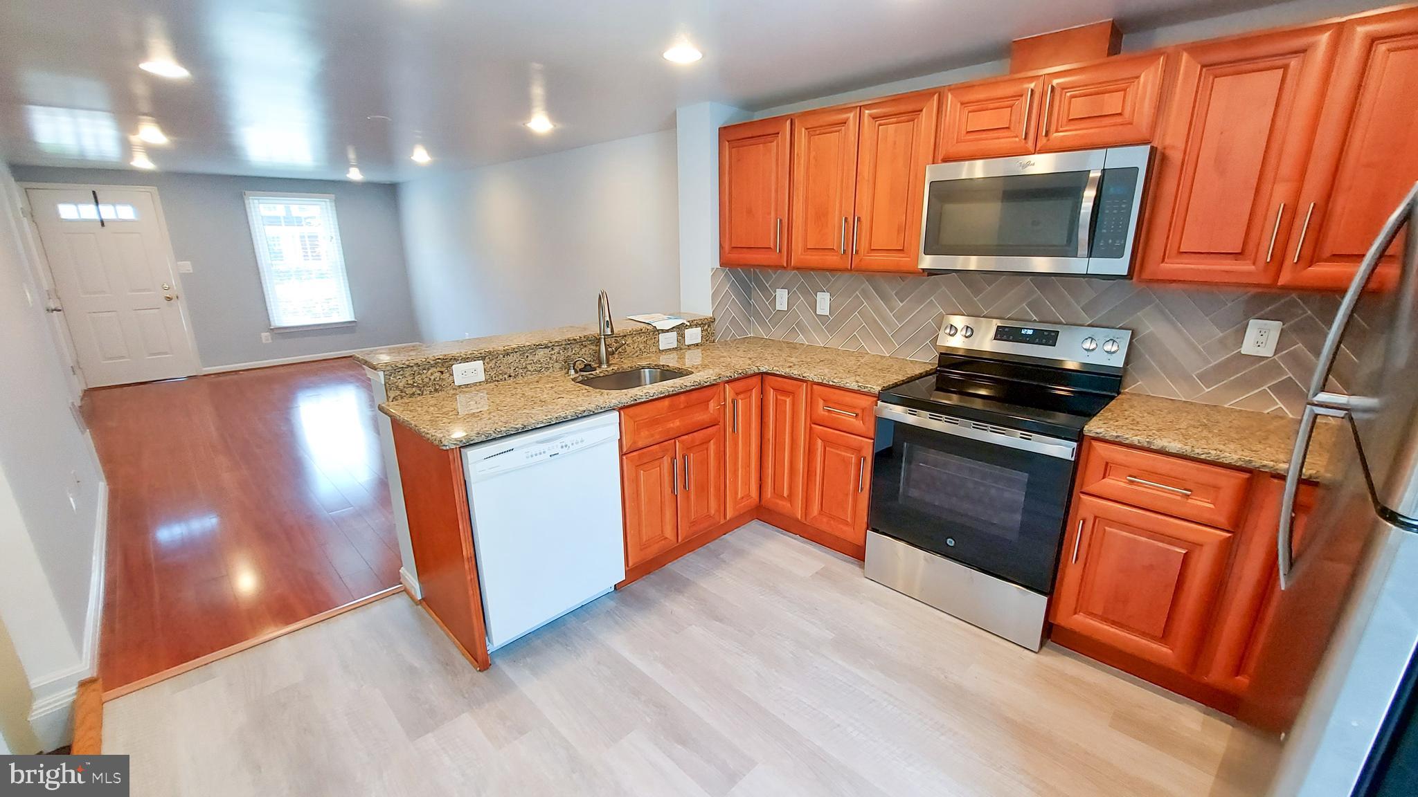 SUFFOLK PLACE - Residential Lease