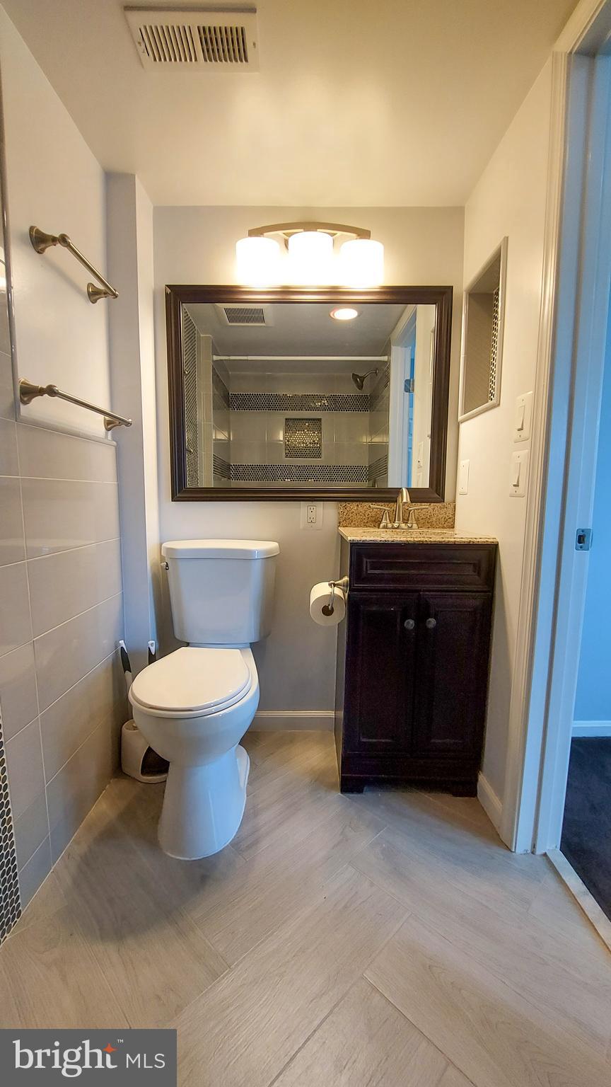 SUFFOLK PLACE - Residential Lease