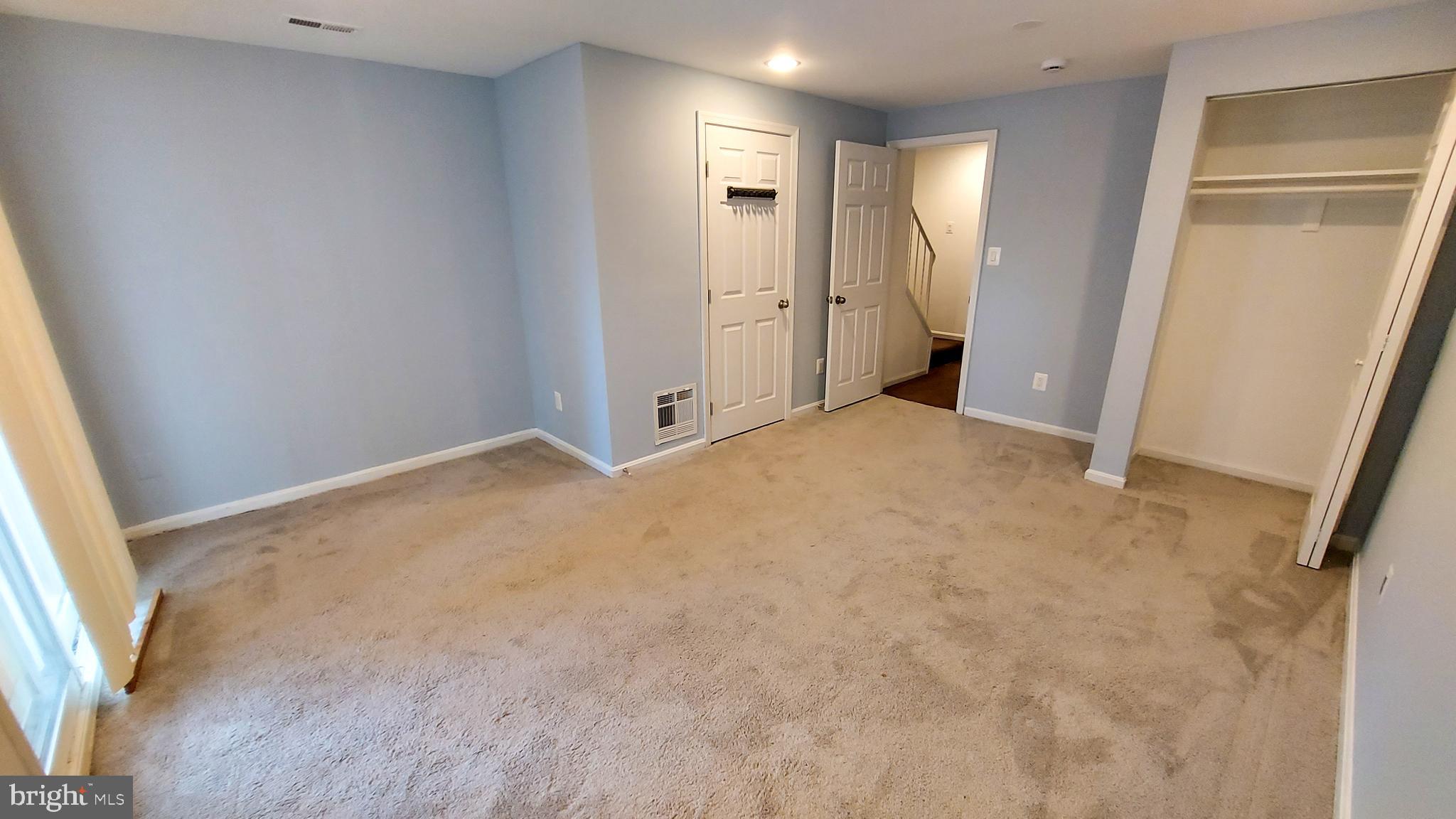 SUFFOLK PLACE - Residential Lease