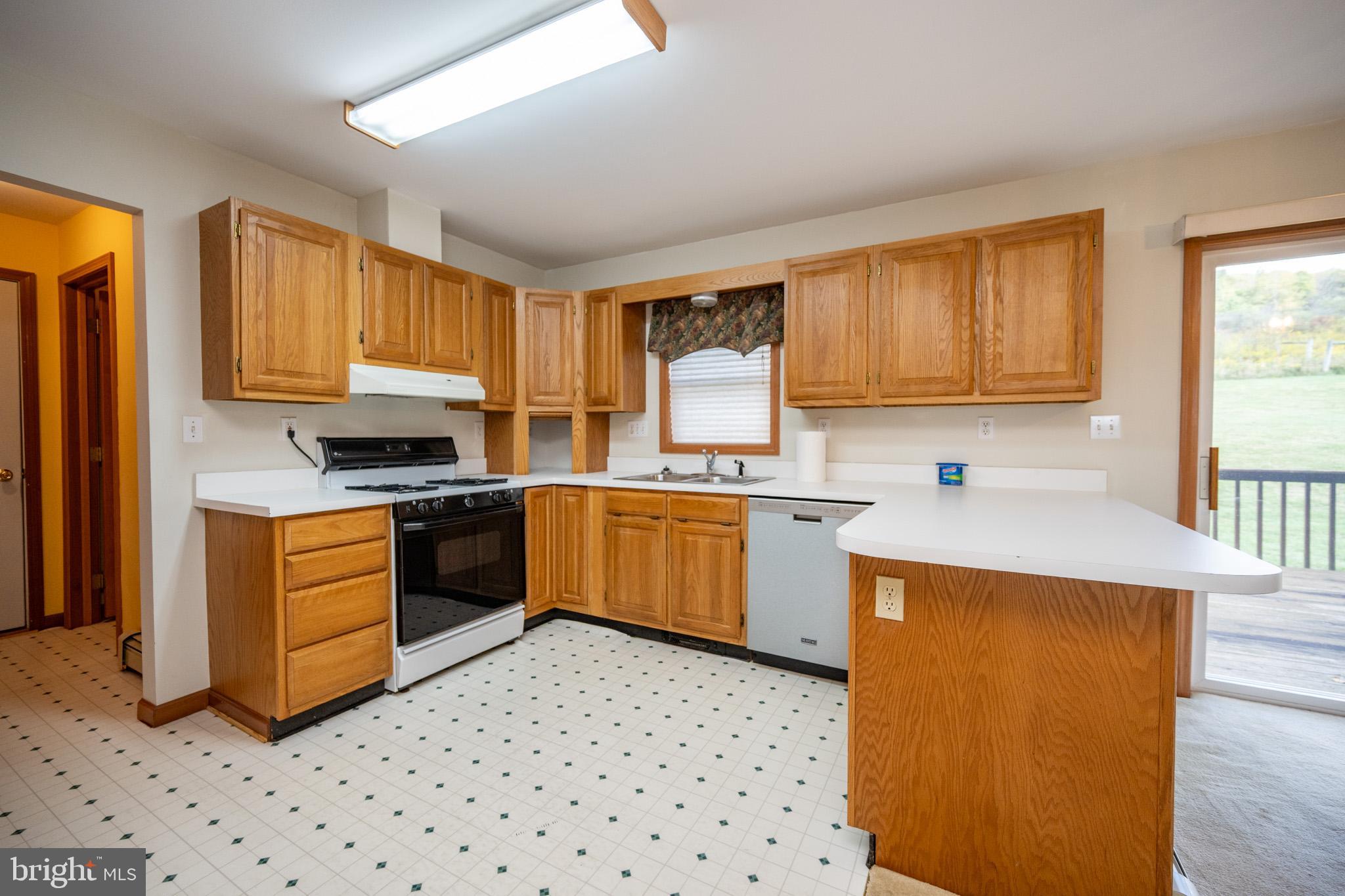 CRANESVILLE - Residential