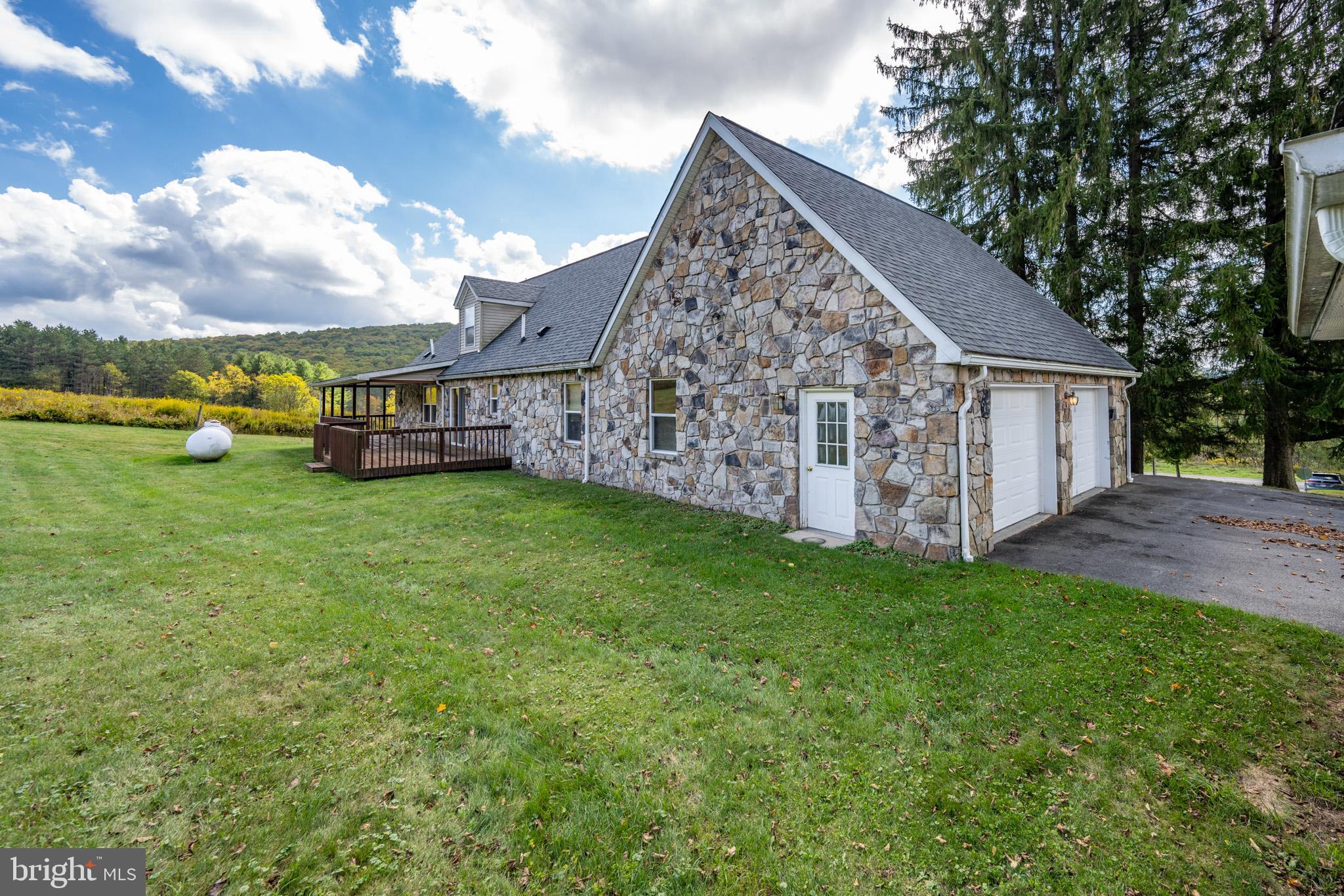 CRANESVILLE - Residential