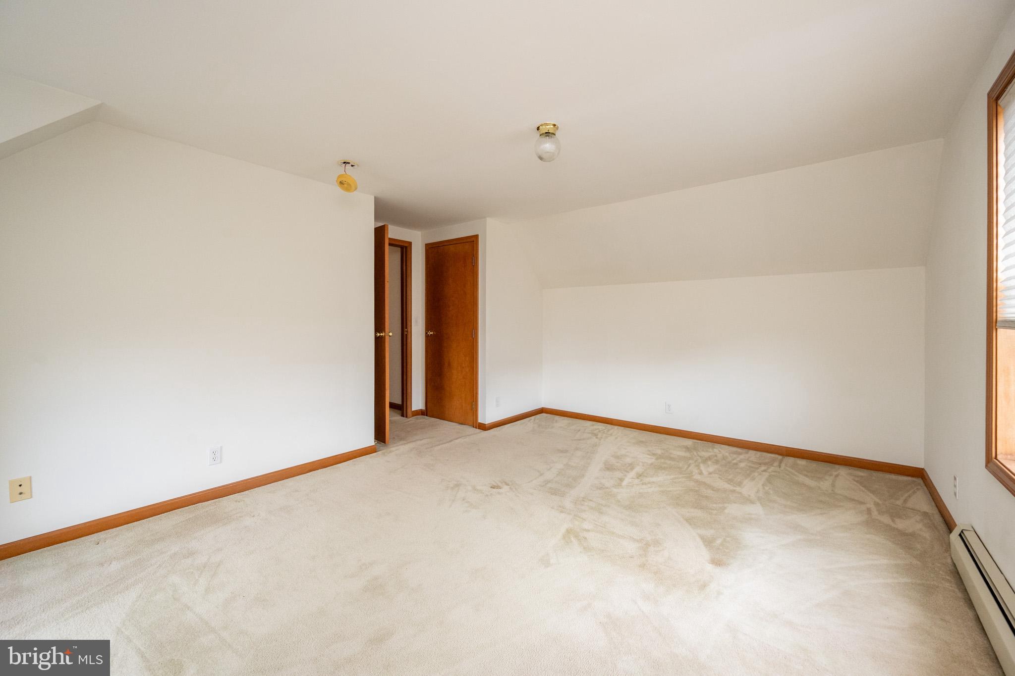 CRANESVILLE - Residential