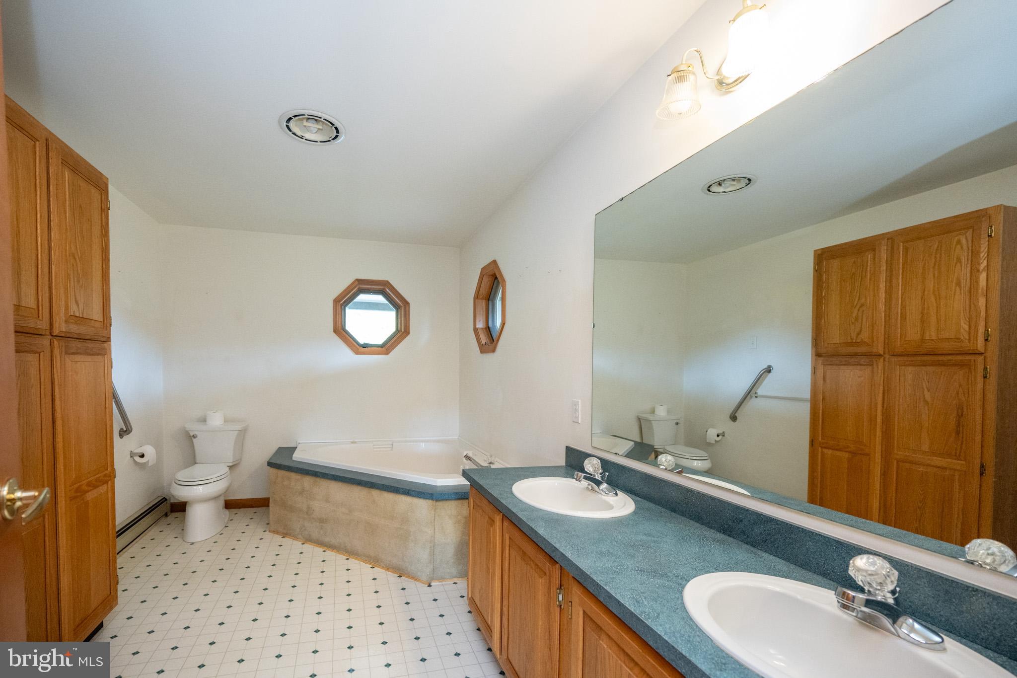 CRANESVILLE - Residential