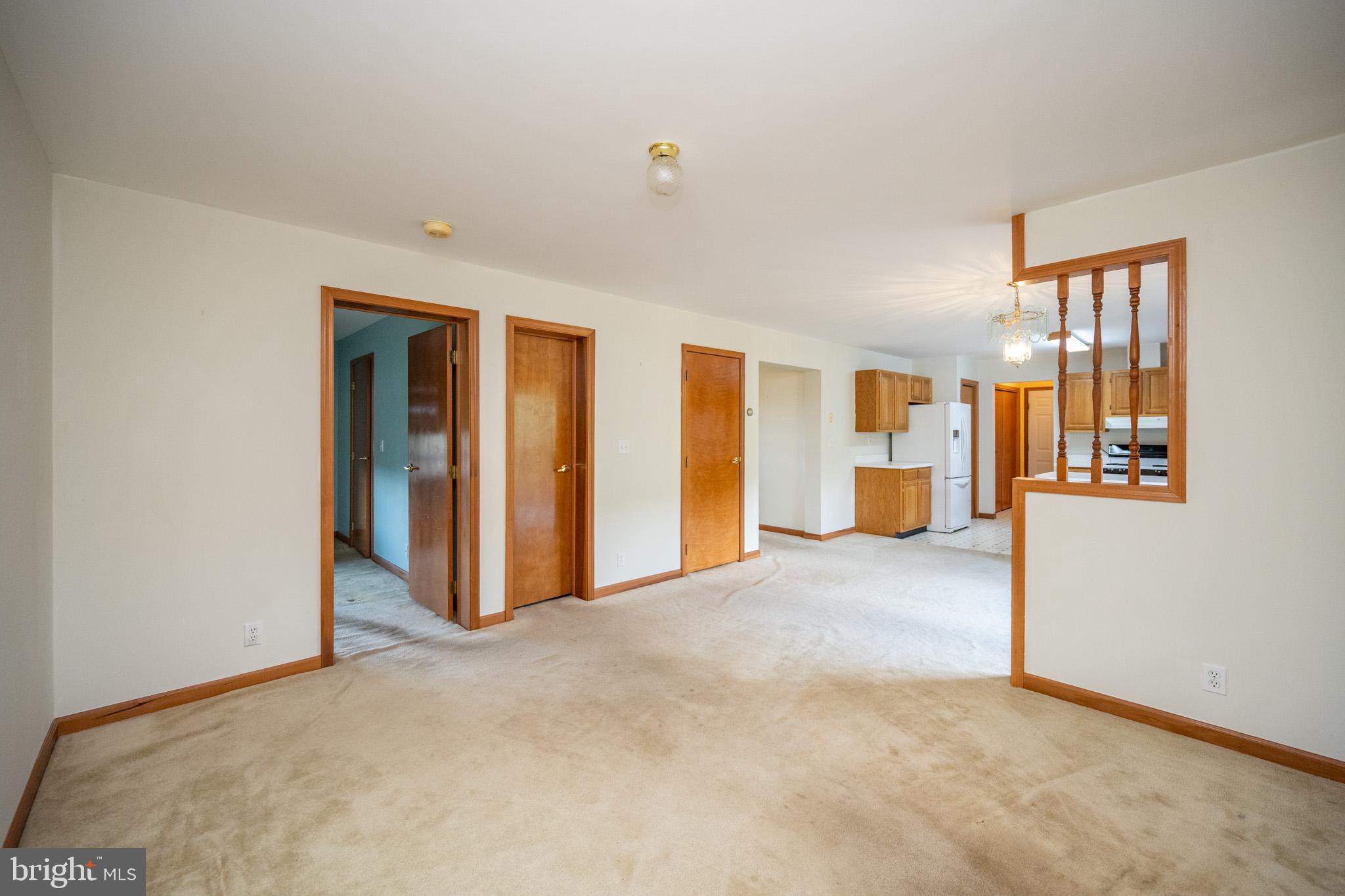 CRANESVILLE - Residential