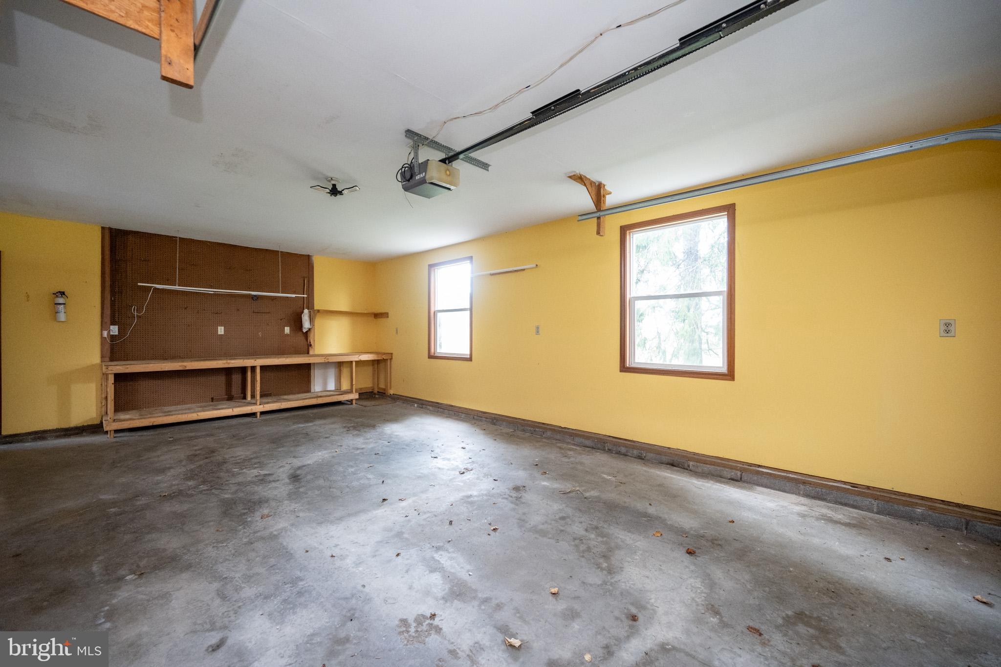 CRANESVILLE - Residential