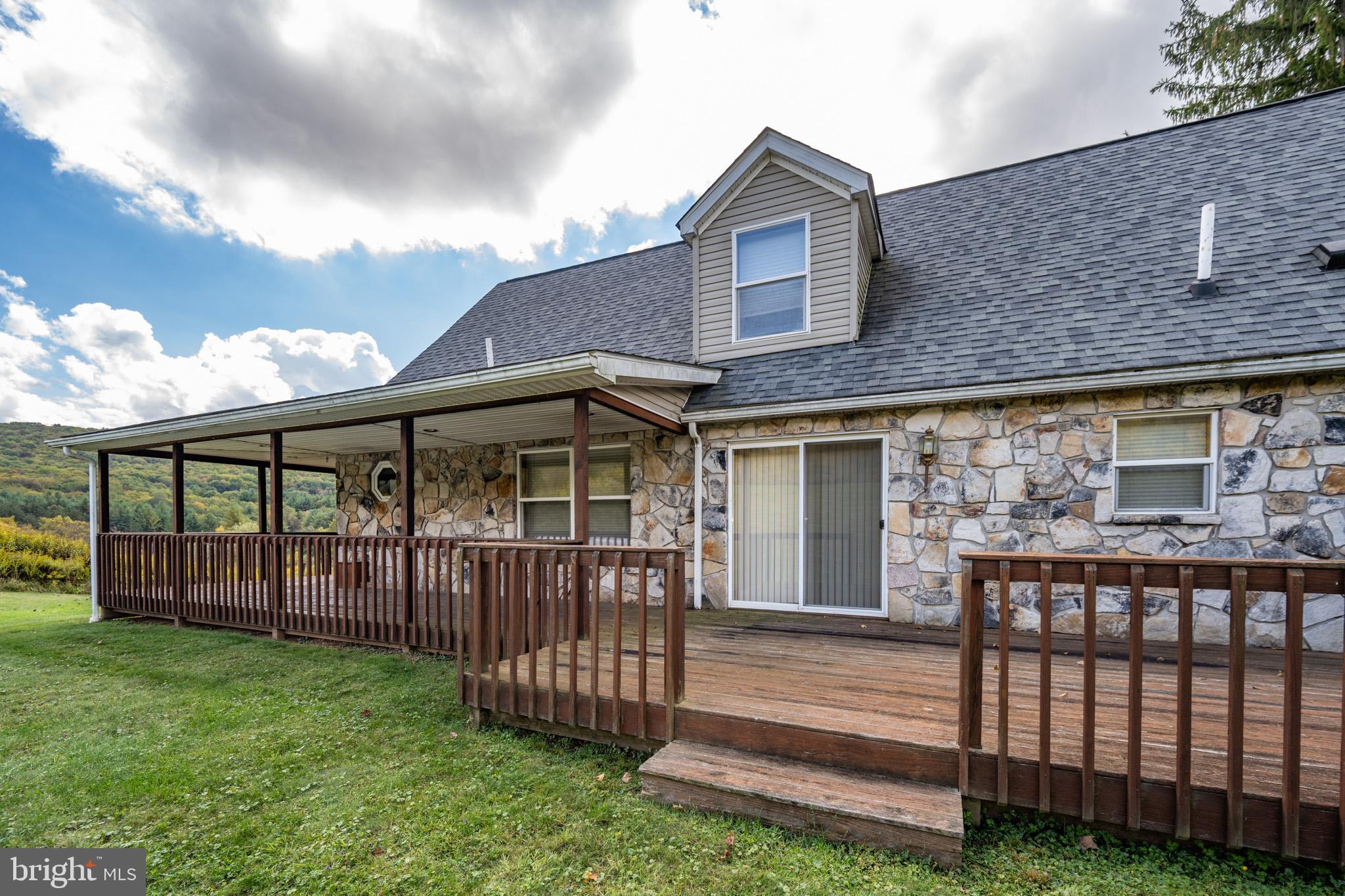 CRANESVILLE - Residential