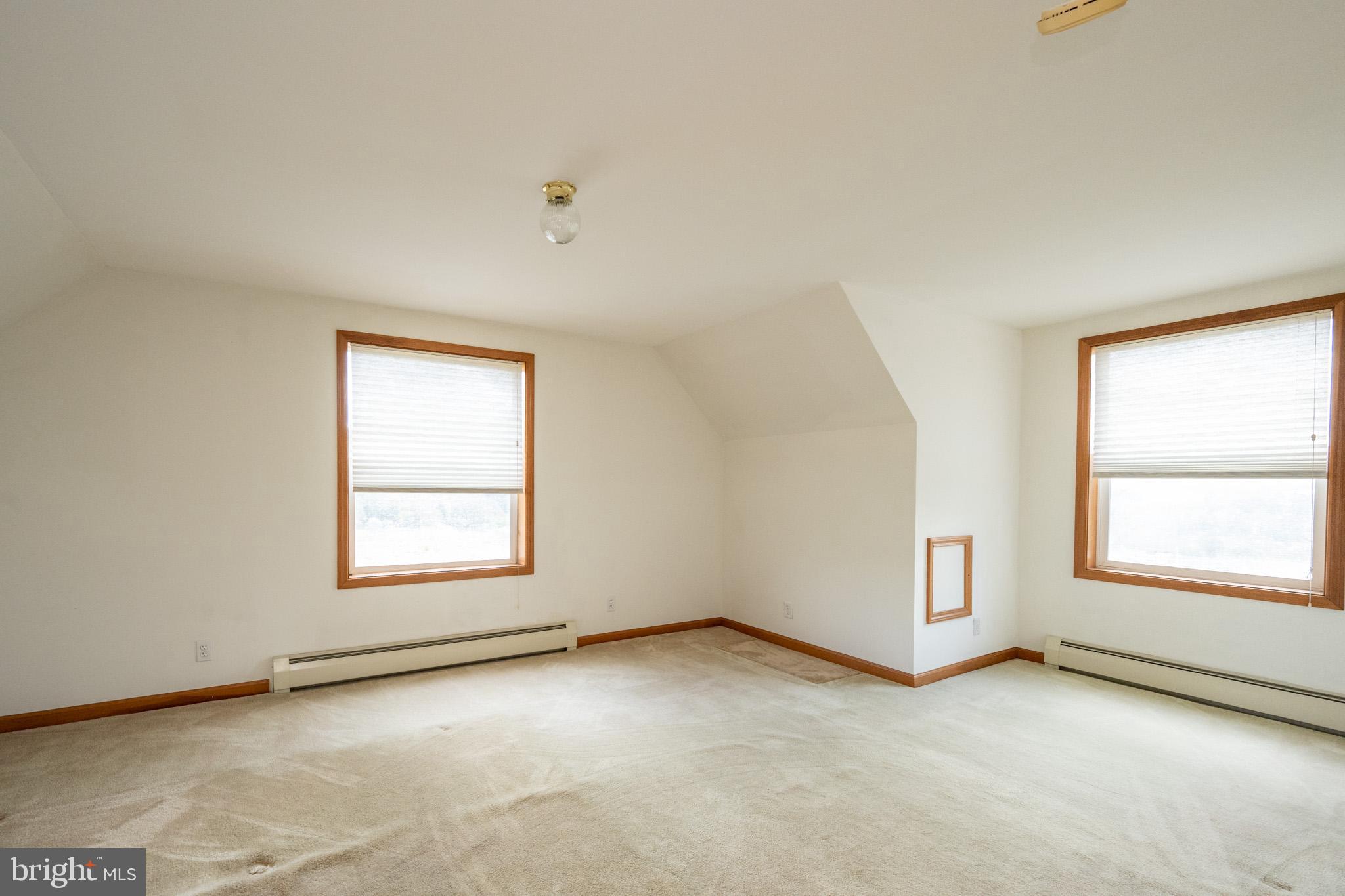 CRANESVILLE - Residential