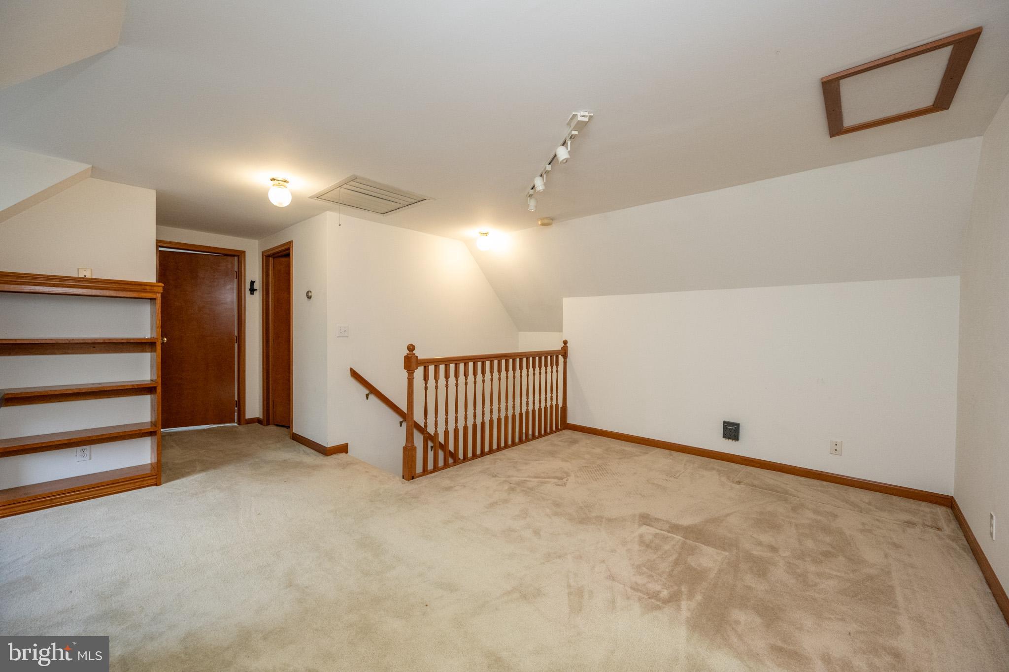 CRANESVILLE - Residential