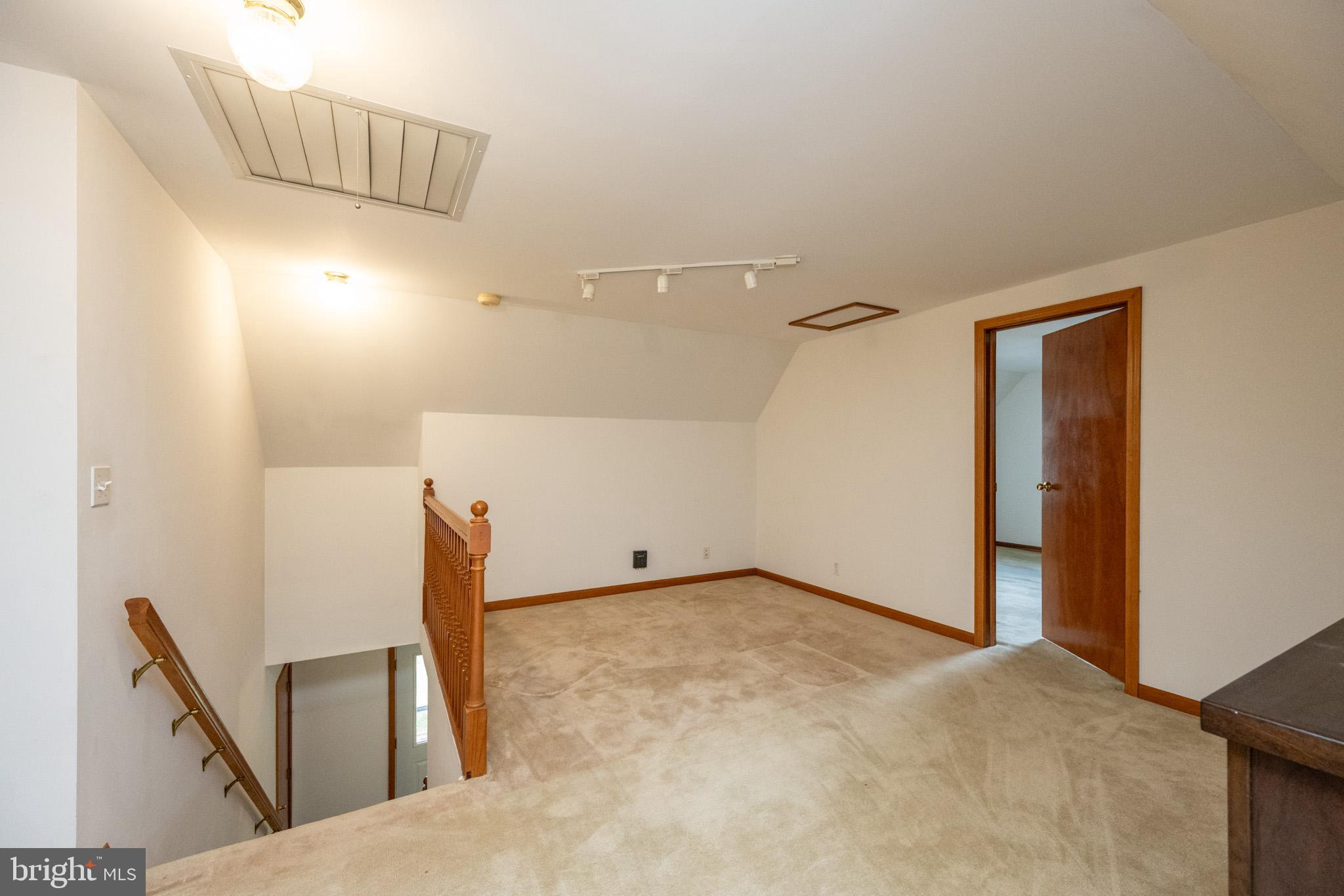 CRANESVILLE - Residential