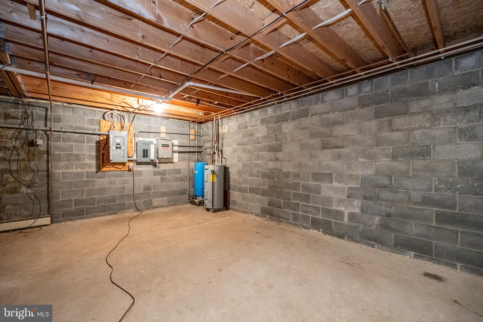 CRANESVILLE - Residential