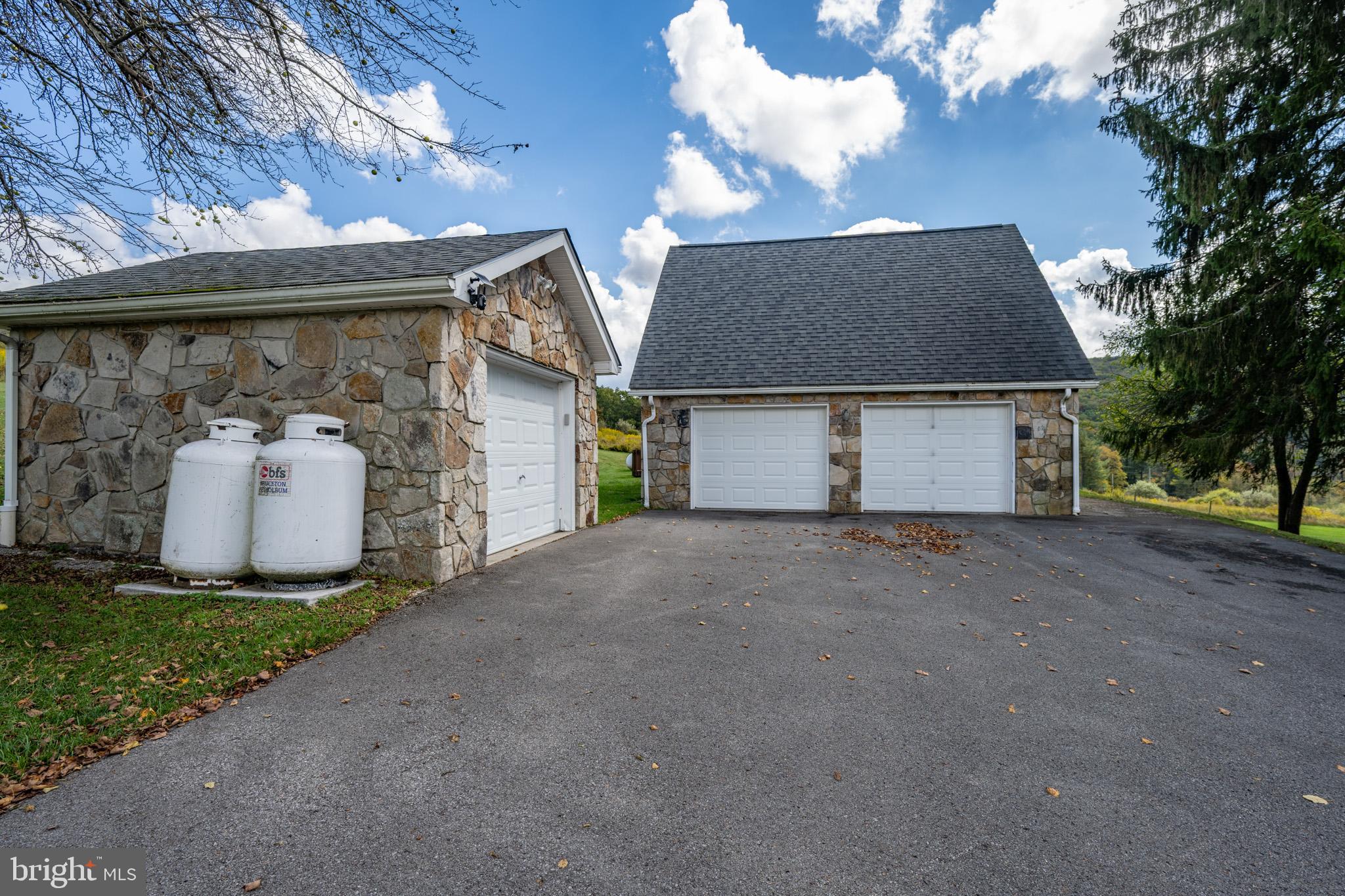 CRANESVILLE - Residential