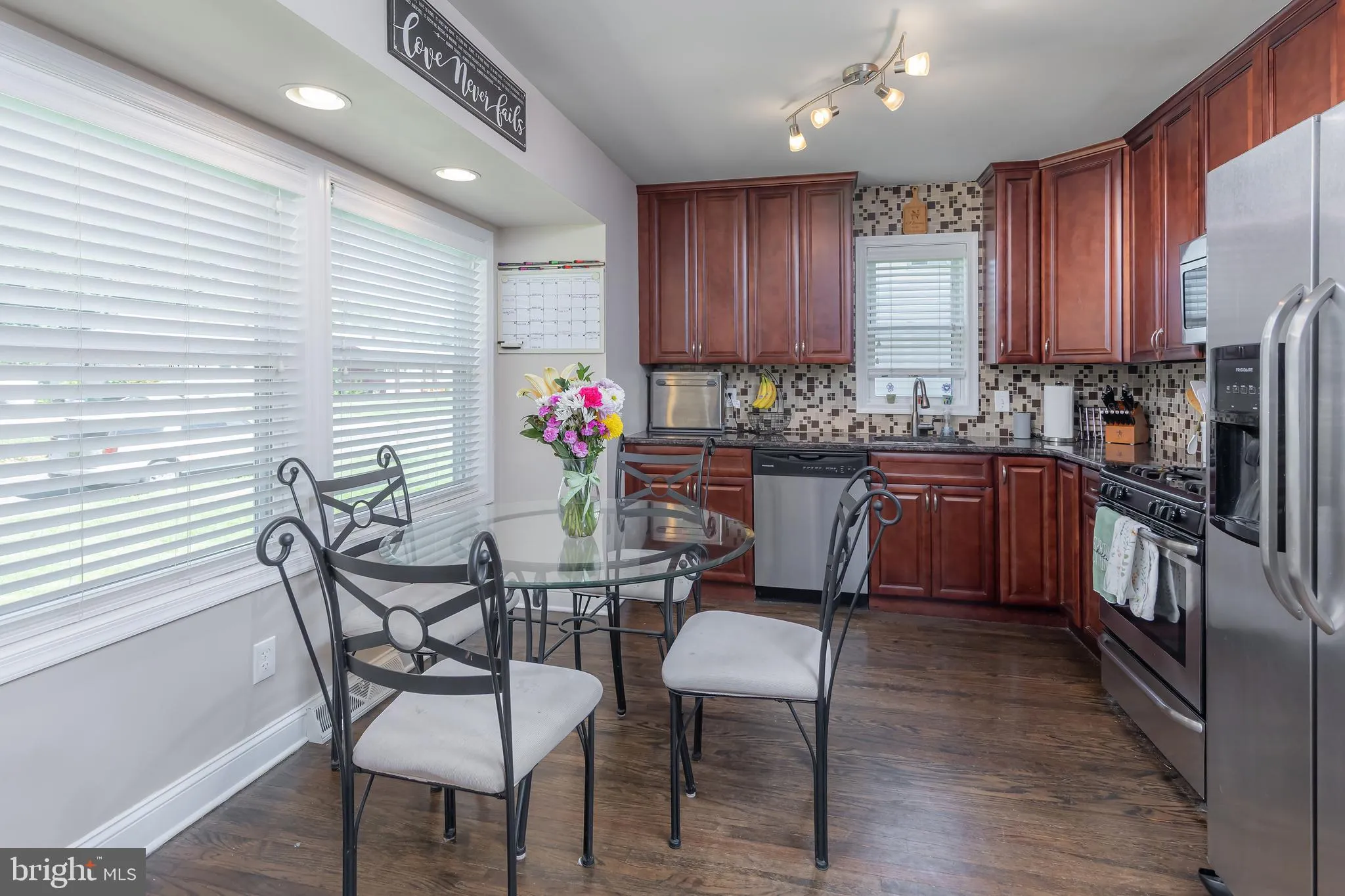 West Deptford, New Jersey 08096, United States, 4 Bedrooms Bedrooms, ,2 BathroomsBathrooms,Residential,Active,136257