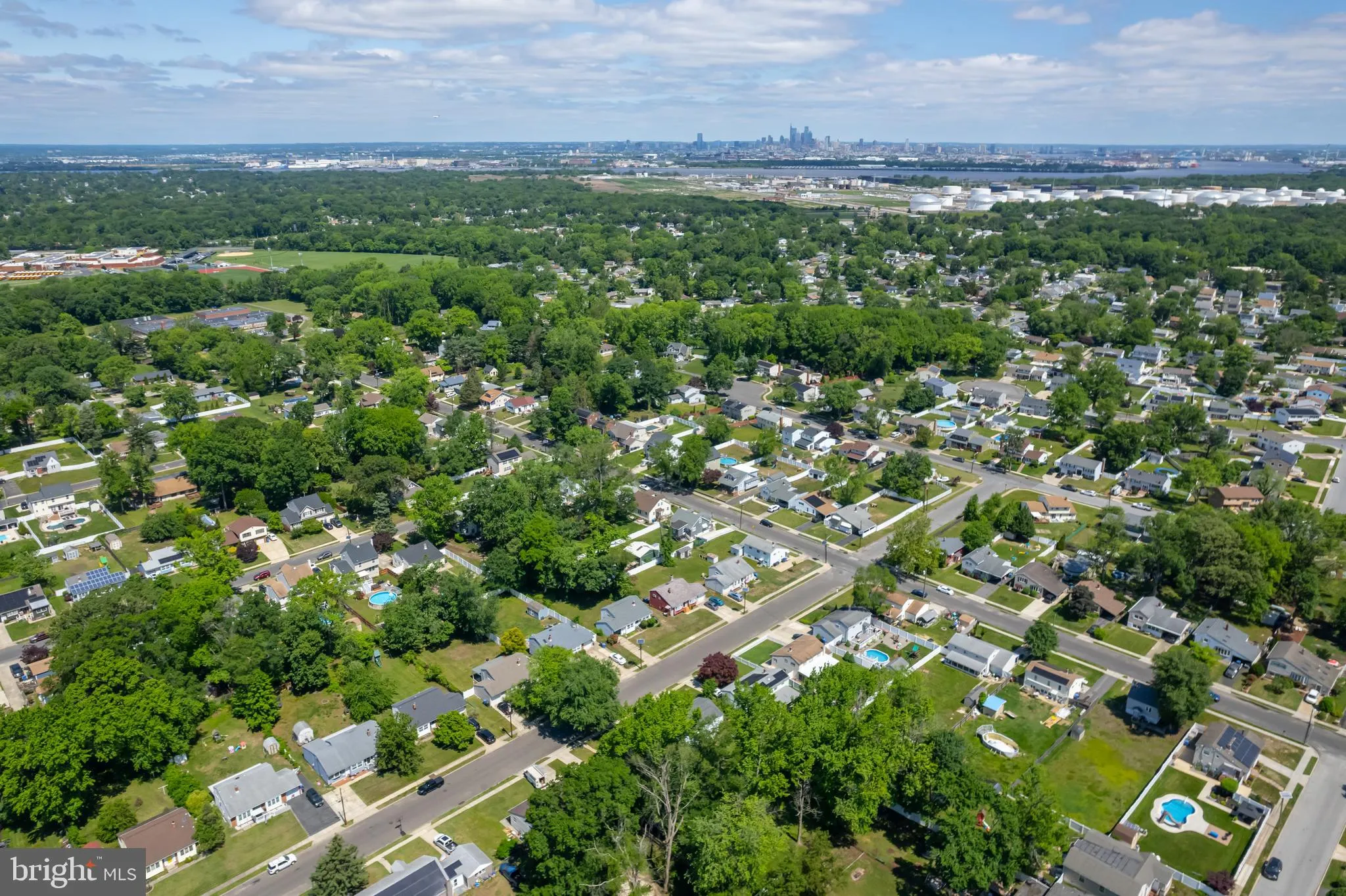 West Deptford, New Jersey 08096, United States, 4 Bedrooms Bedrooms, ,2 BathroomsBathrooms,Residential,Active,136257