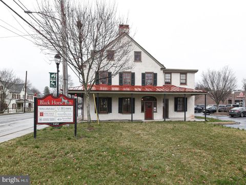 Photo of 1432 Bethlehem Pike #F SECOND FLOOR, FLOURTOWN, PA 19031 (MLS # PAMC2179966)