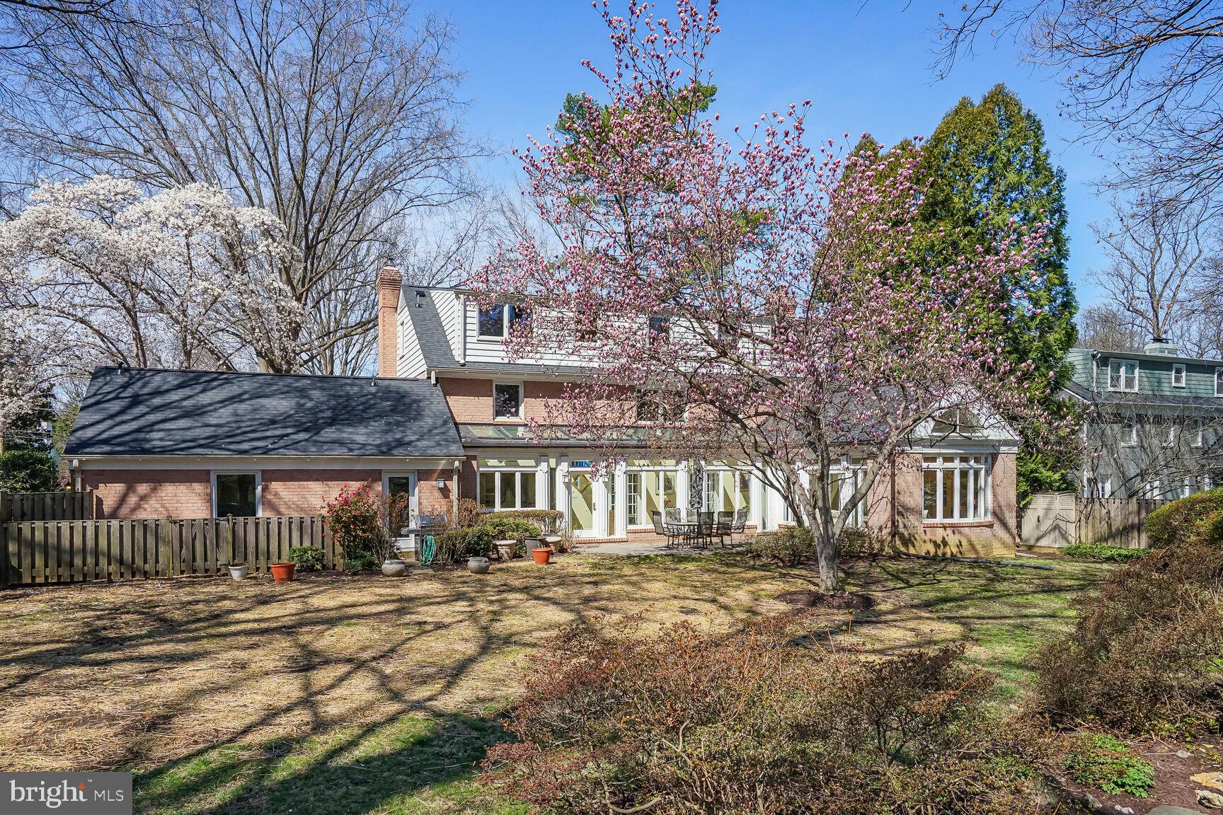 BURNING TREE ESTATES - Residential