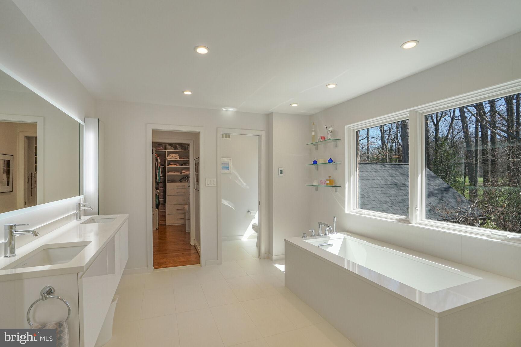 BURNING TREE ESTATES - Residential