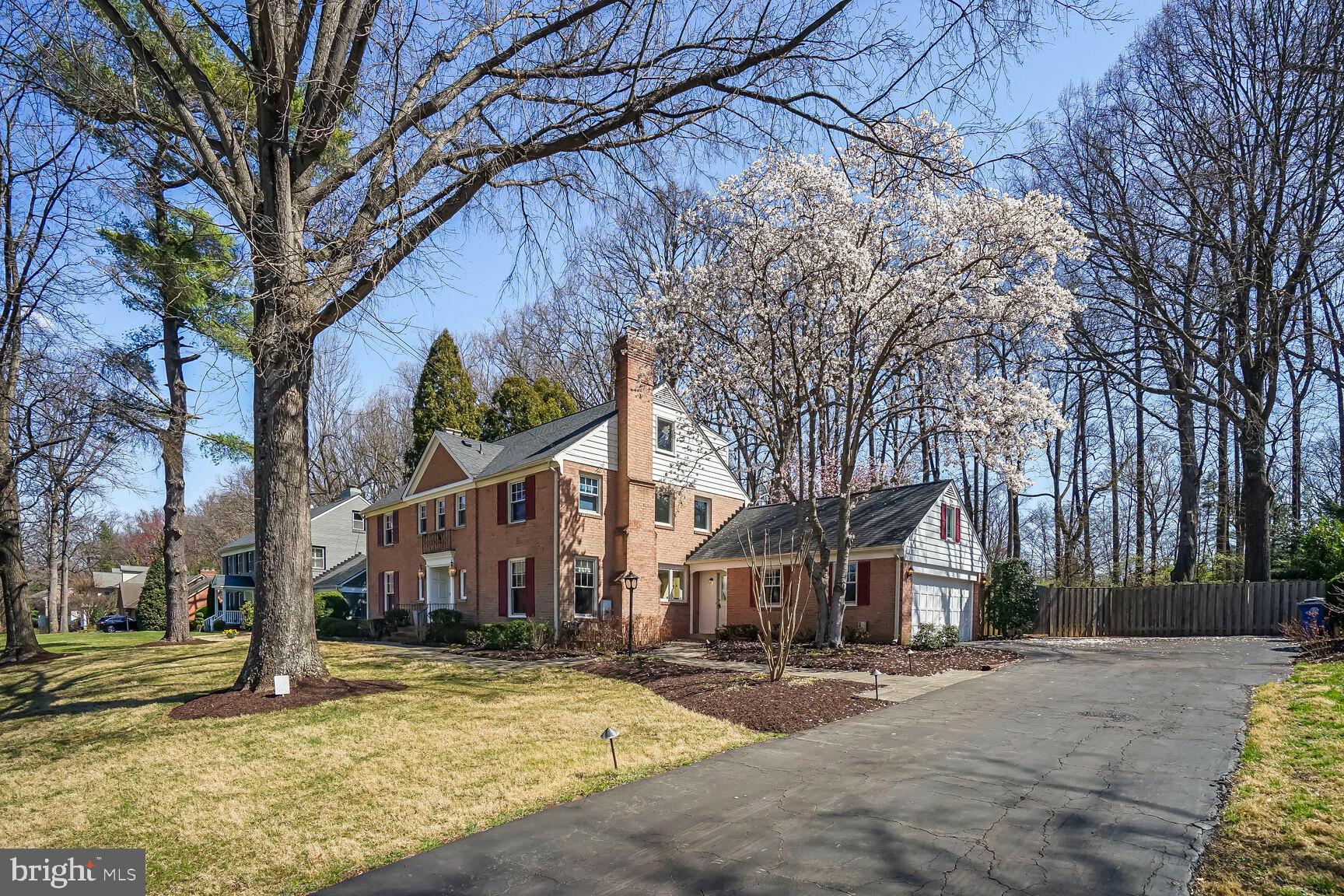 BURNING TREE ESTATES - Residential