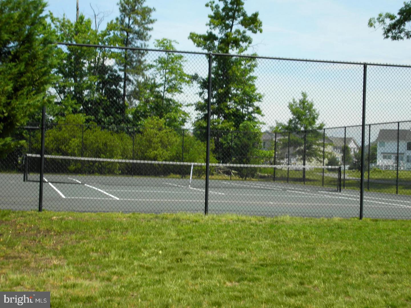 ST CHARLES SUB - SHEFFIELD - Residential Lease