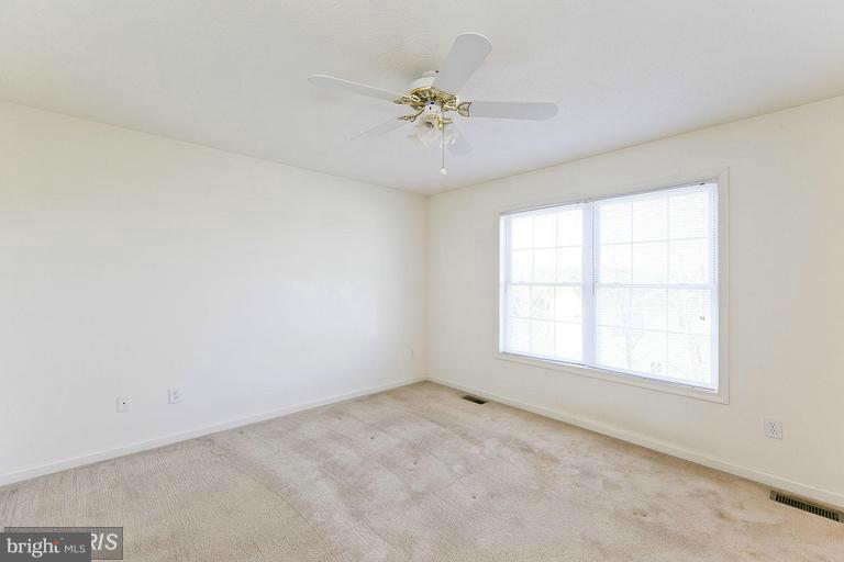 SHAWNEE VILLAGE - Residential Lease