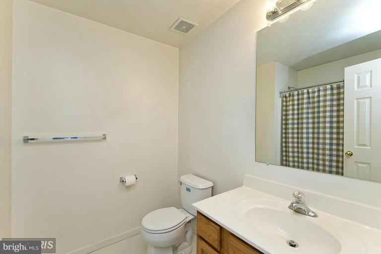 SHAWNEE VILLAGE - Residential Lease