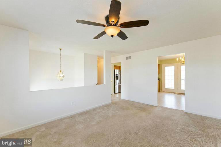 SHAWNEE VILLAGE - Residential Lease