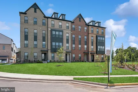 14926 Deco Circle Lot 76, Chantilly, VA MLS: VAFX2284906