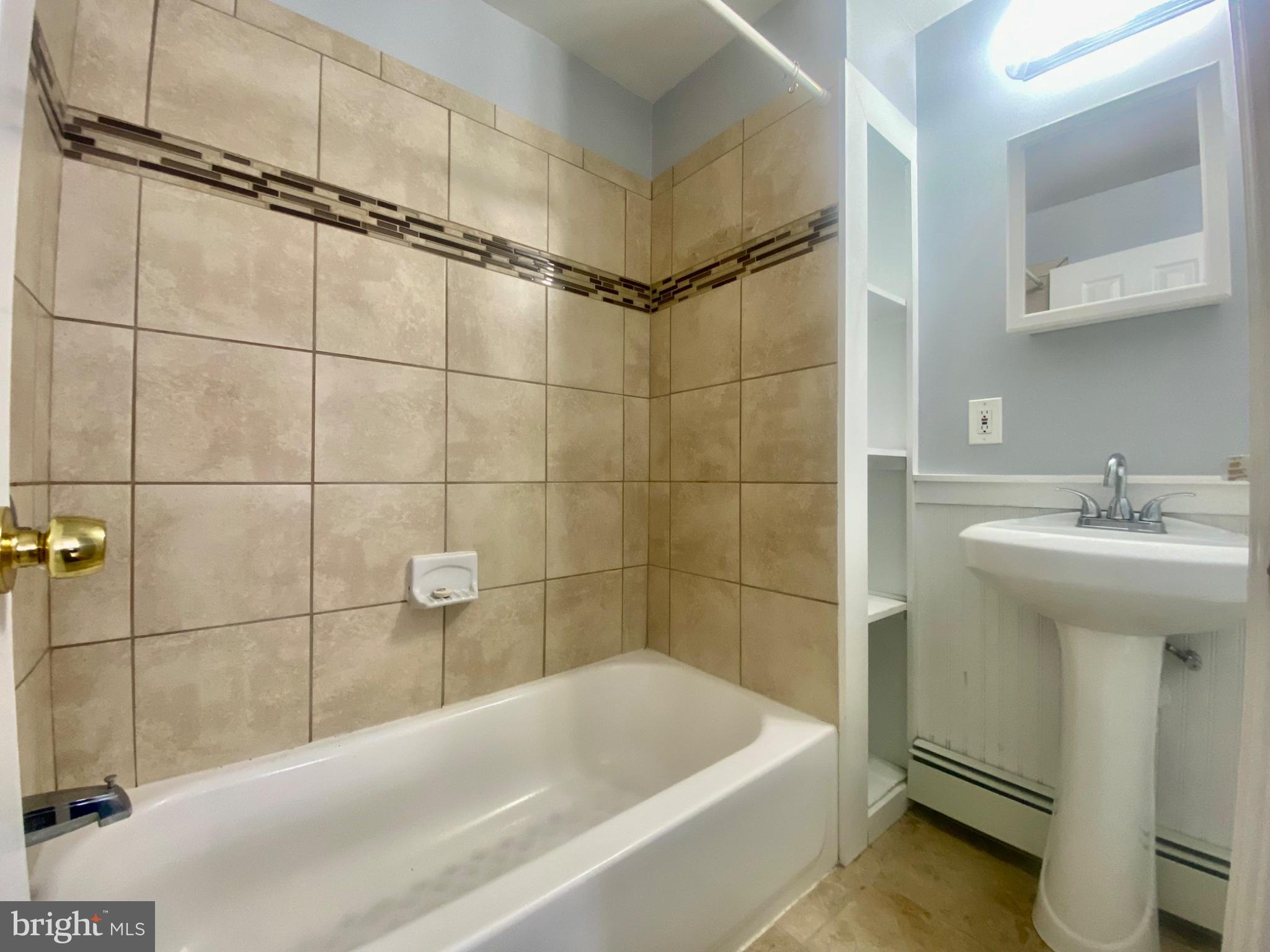 DREXEL HILL - Residential