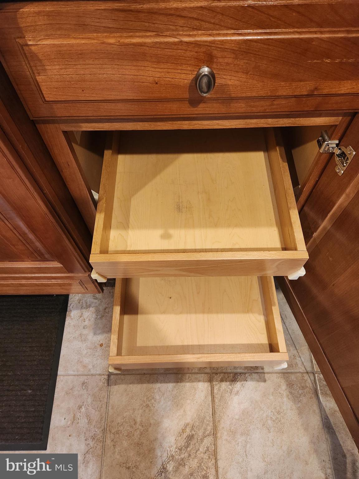 REGENCY PARK VILLAS - Residential