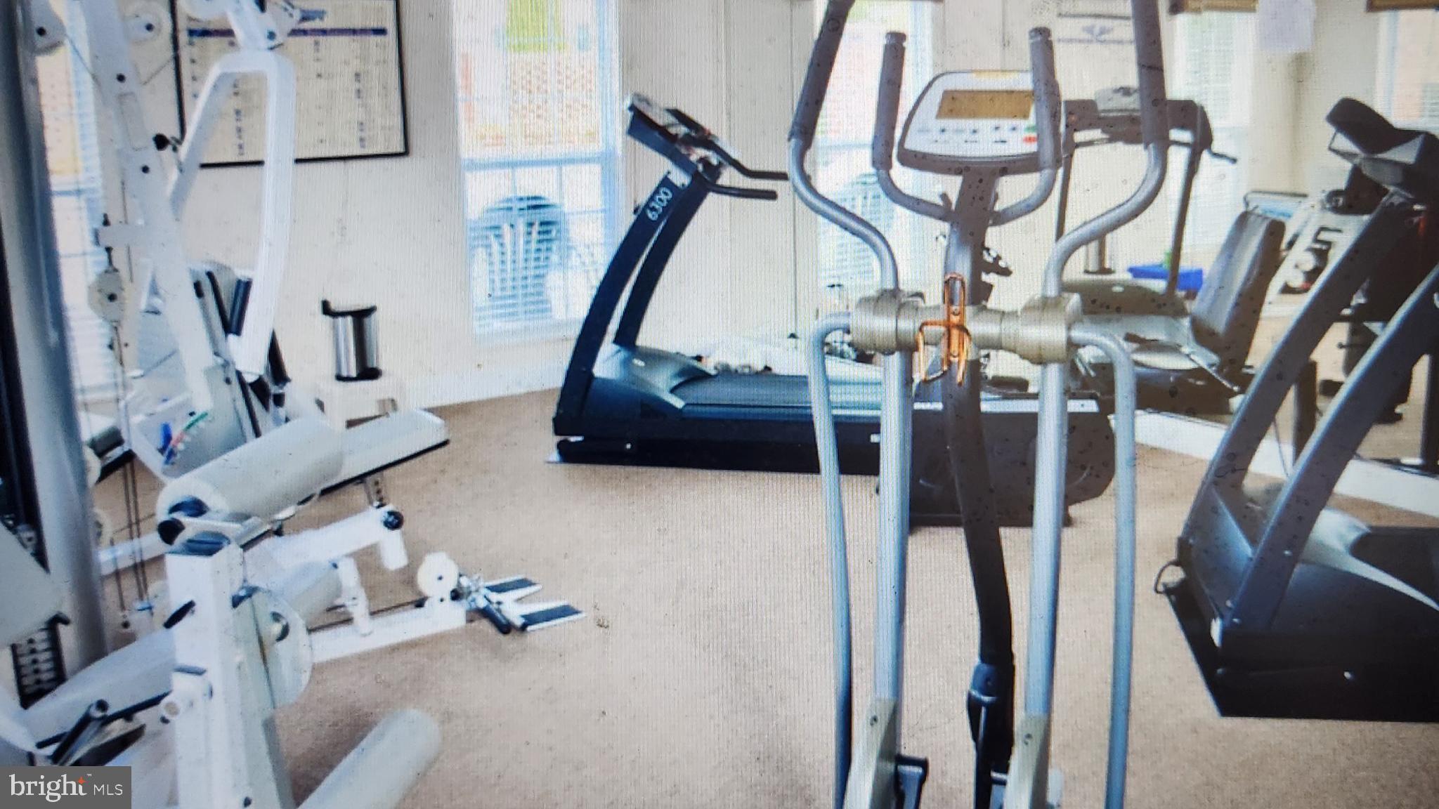 REGENCY PARK VILLAS - Residential