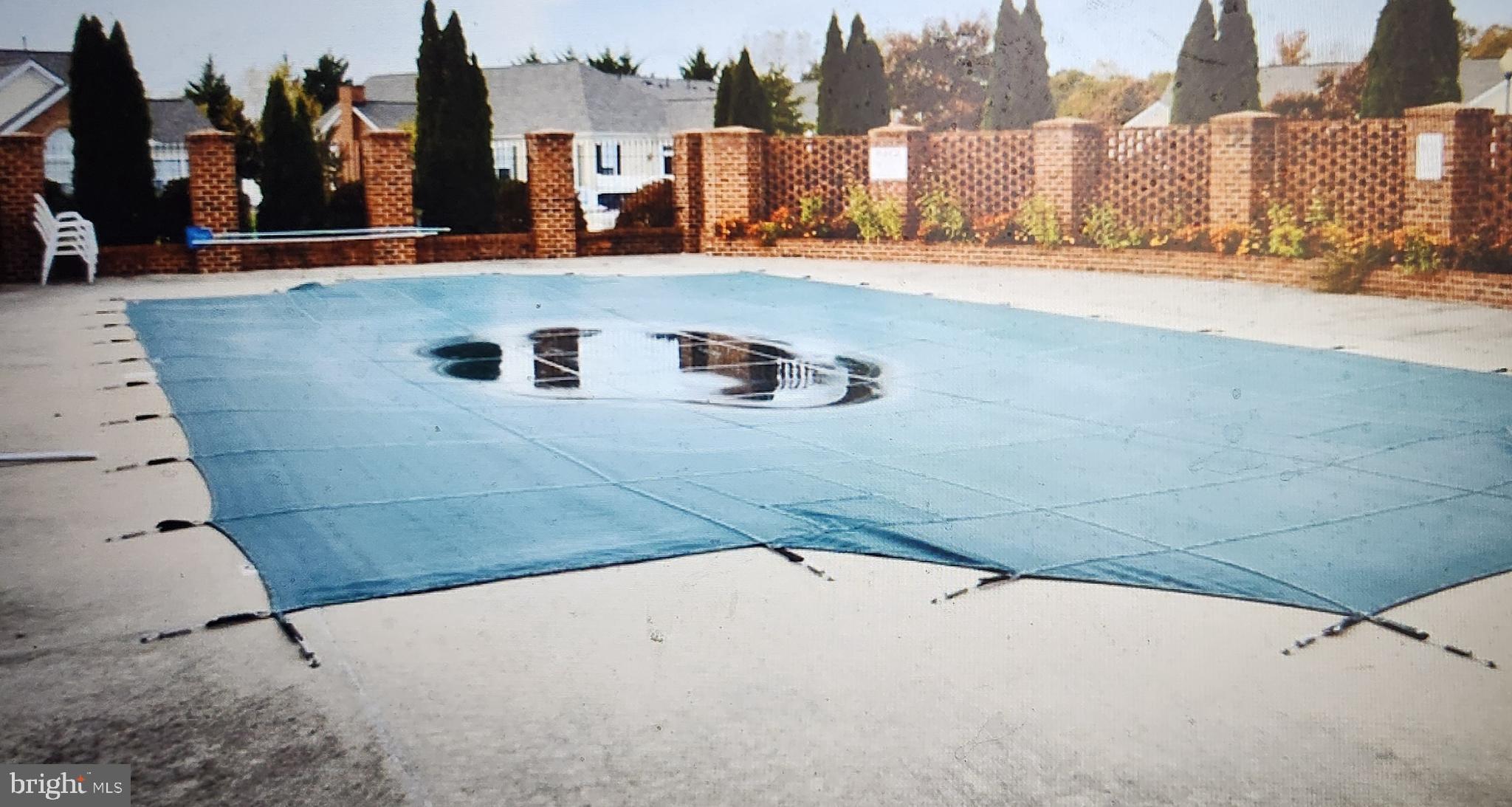 REGENCY PARK VILLAS - Residential