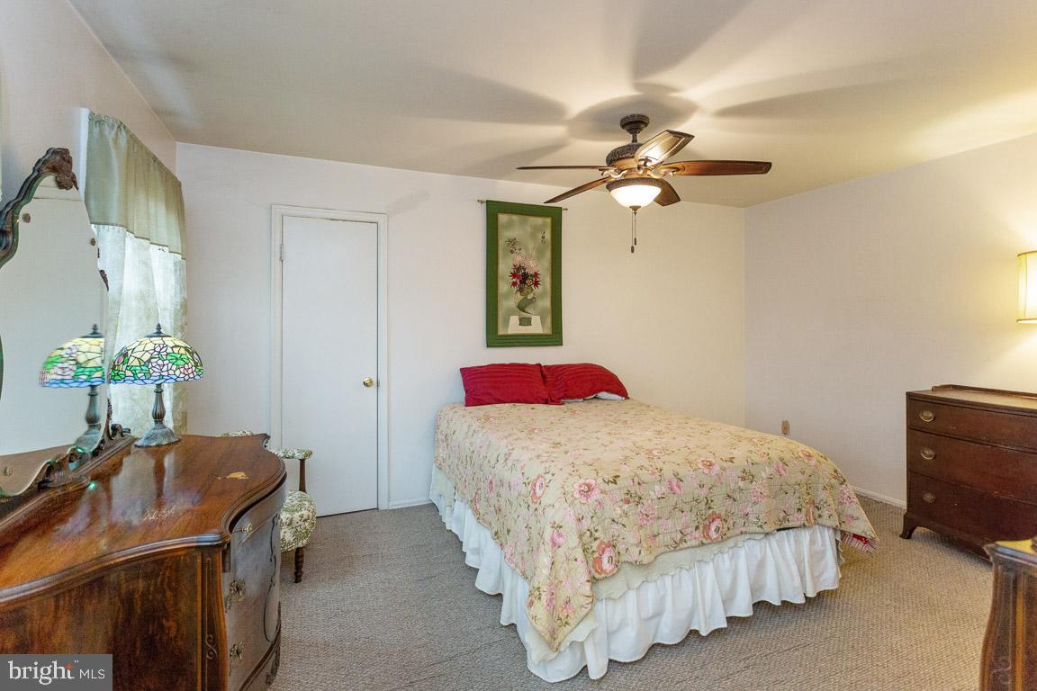 CHARLESTOWNE VILLAGE - Residential